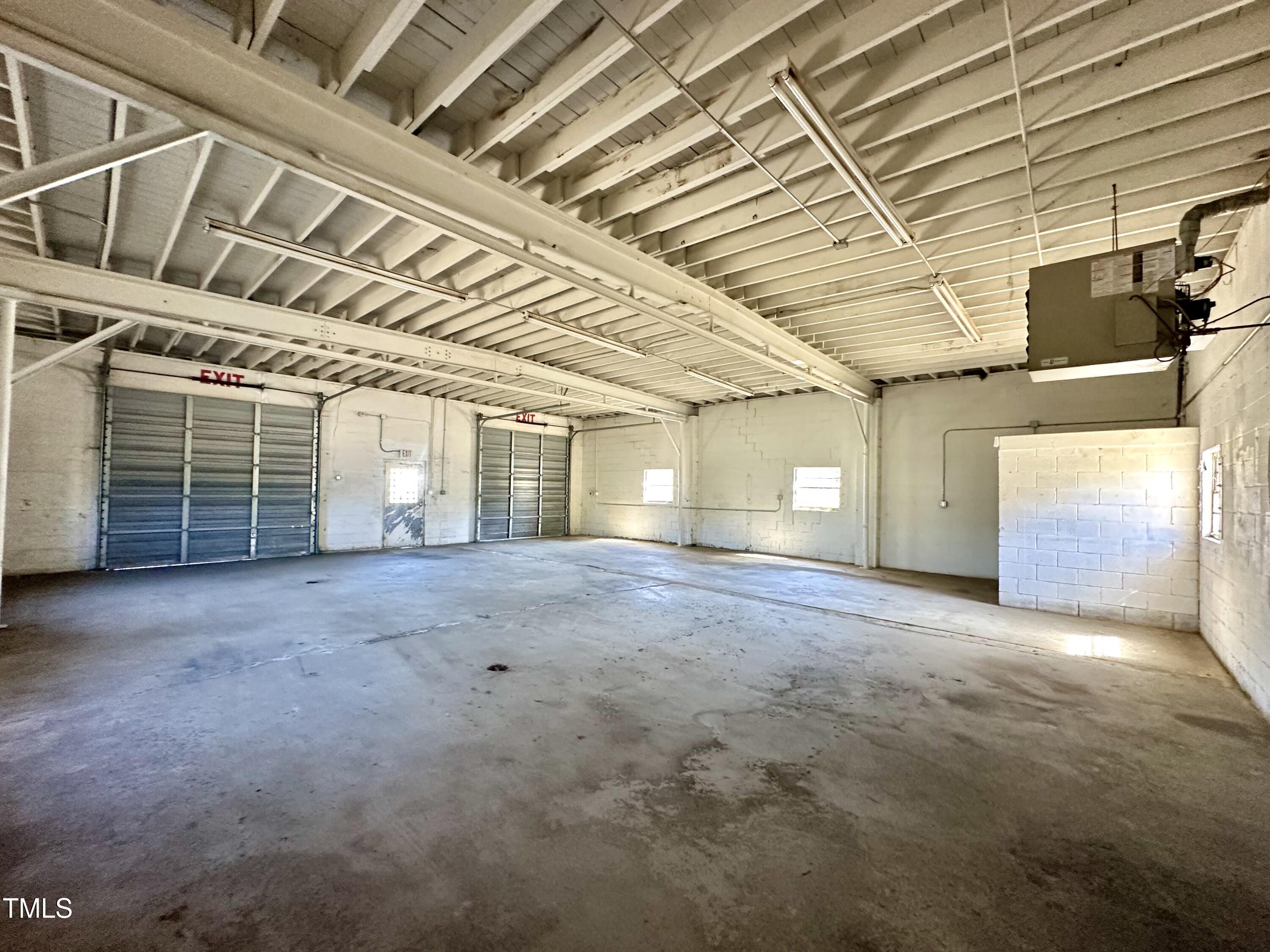 00 W Market Street Property Photo 20