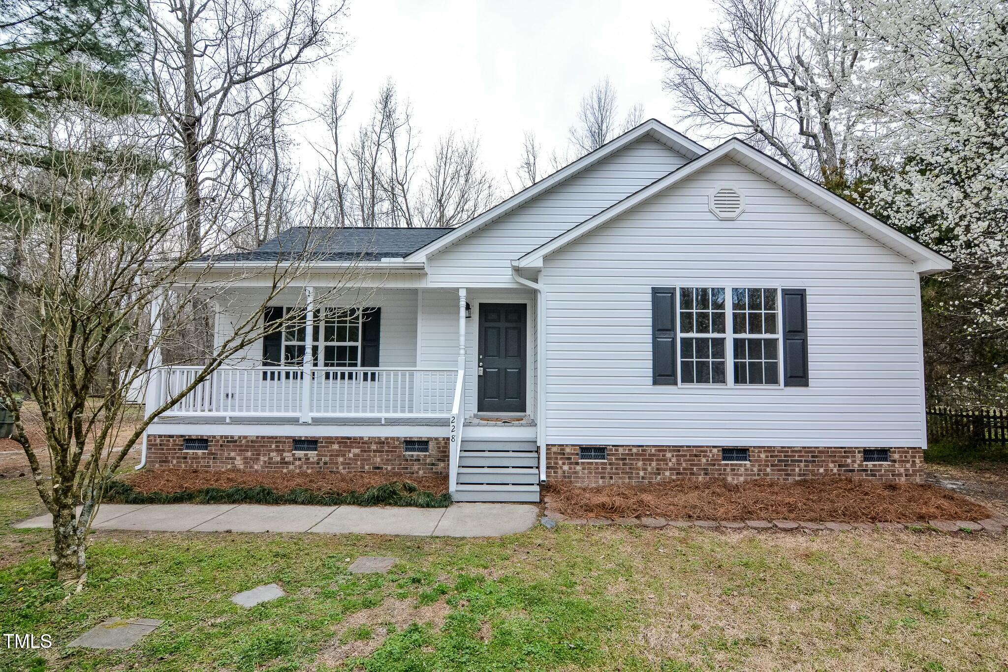 228 Duck Pond Lane Property Photo