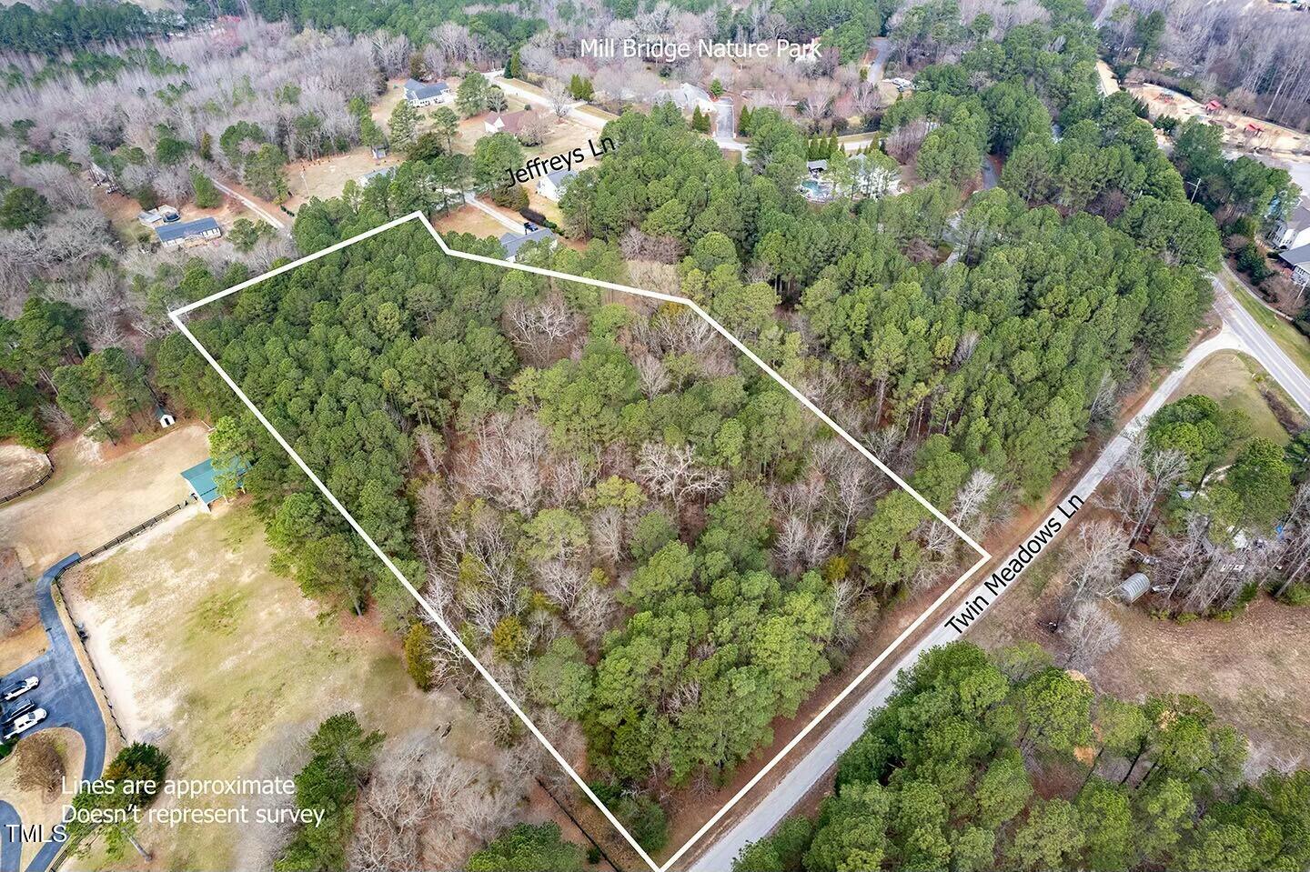 11249 Jeffreys Lane Property Photo 4