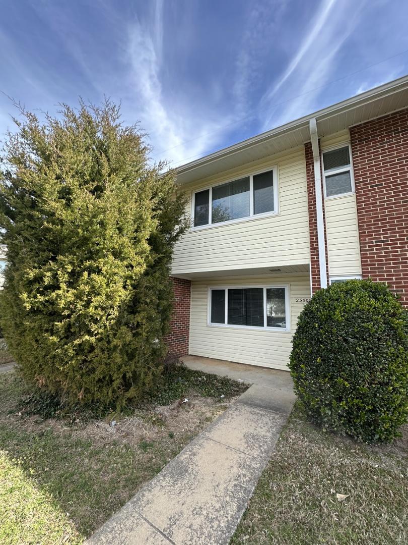 2350 Champion Court Property Photo