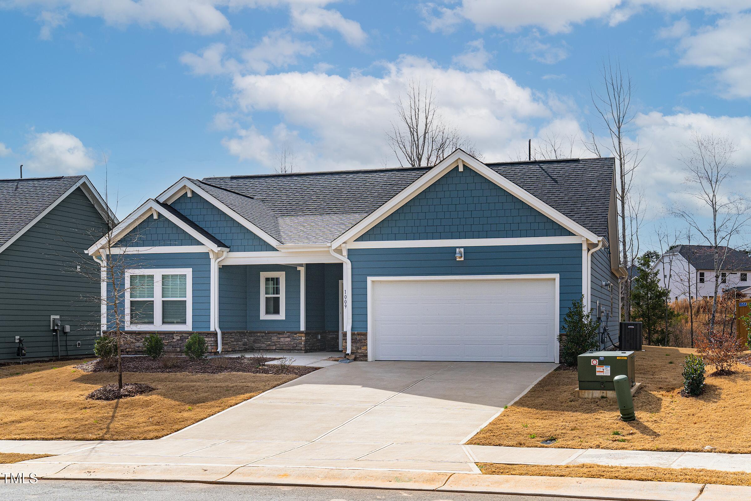 1009 Grey Flint Place Property Photo