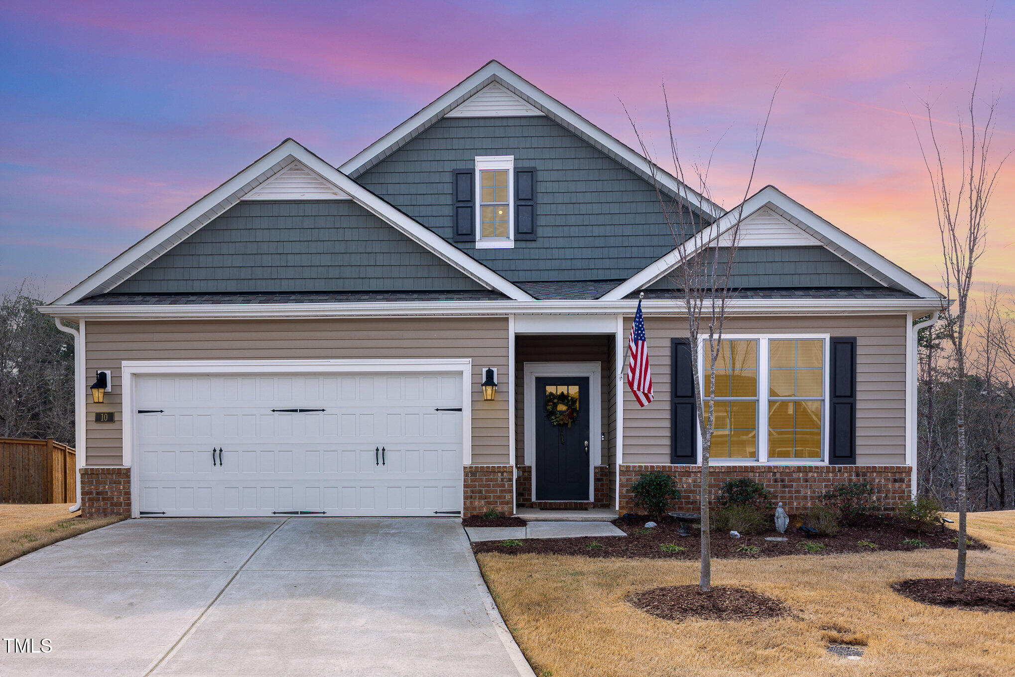 10 Parker Pond Court Property Photo