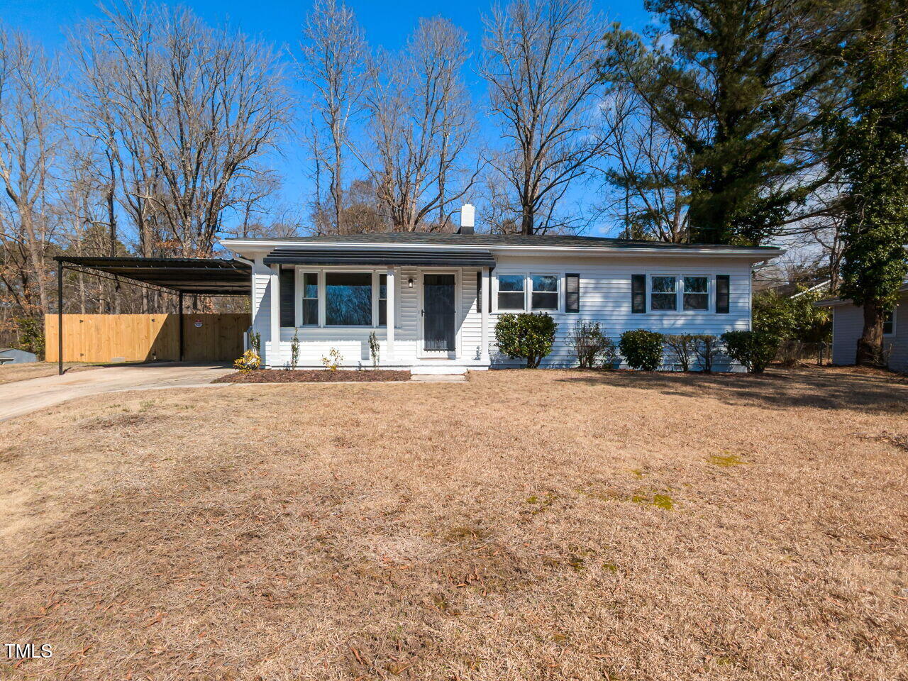 823 Elmira Avenue Property Photo