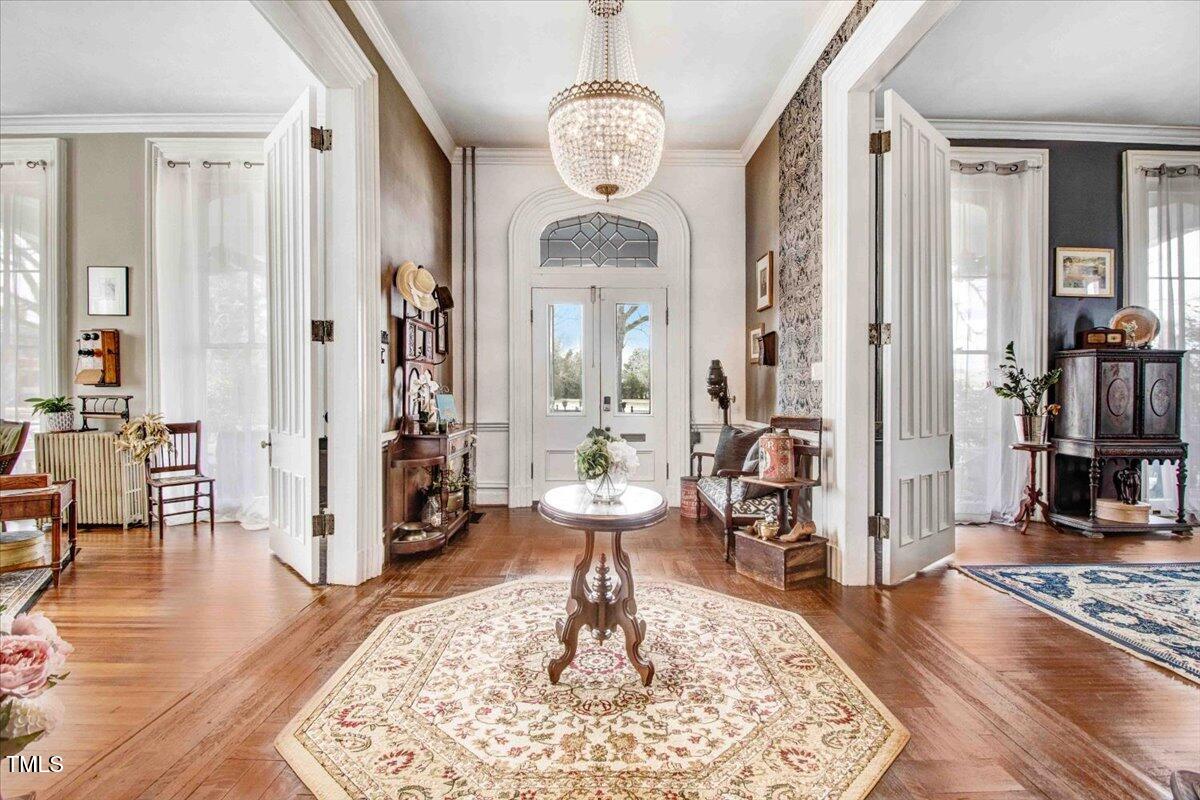 300 S William Street Property Photo 9