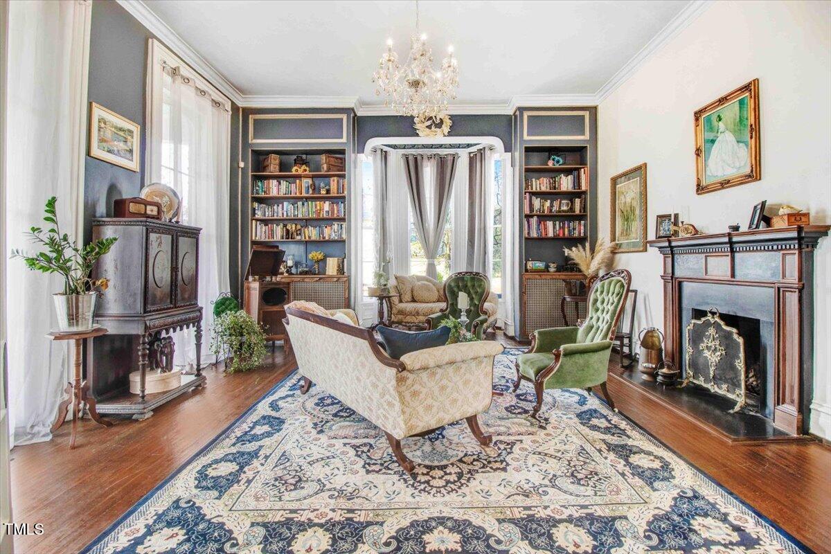 300 S William Street Property Photo 11