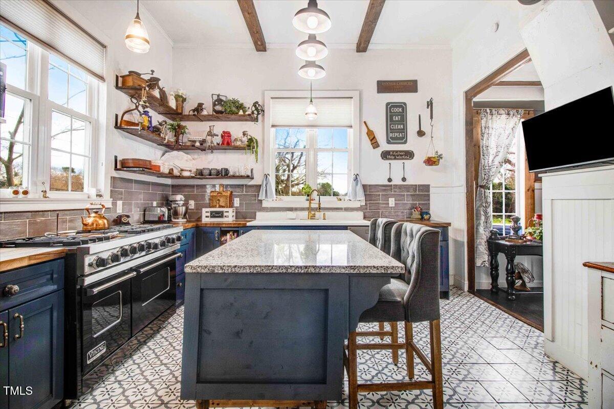 300 S William Street Property Photo 17
