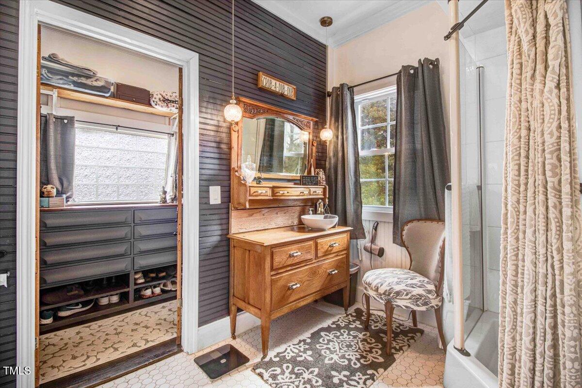 300 S William Street Property Photo 39
