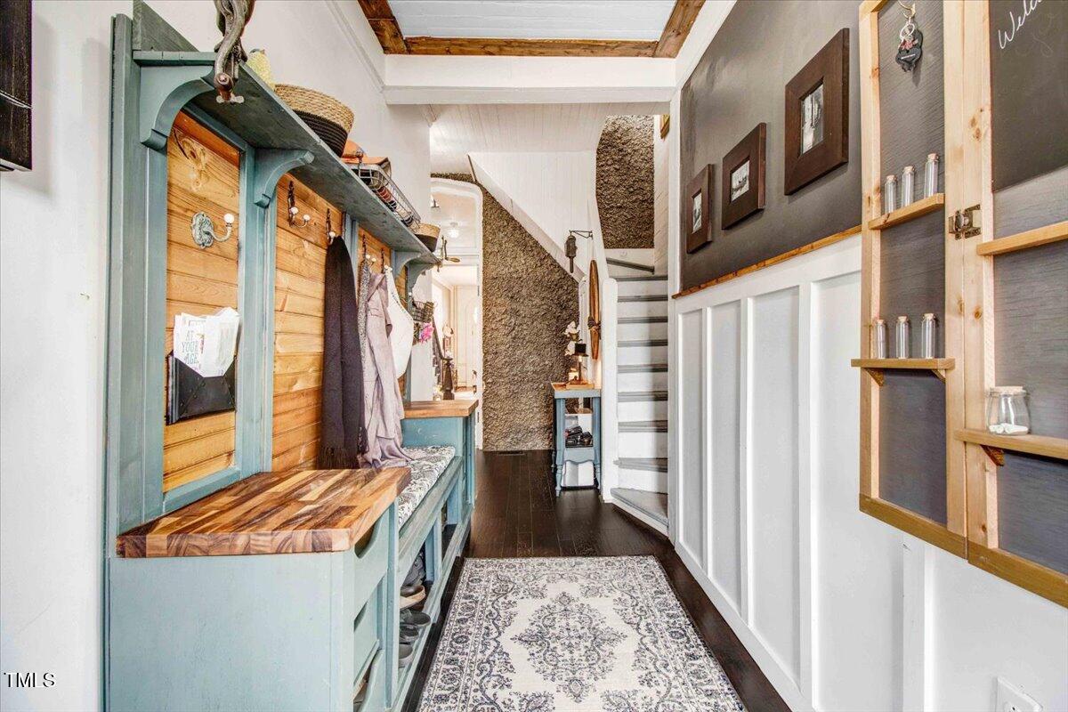 300 S William Street Property Photo 46