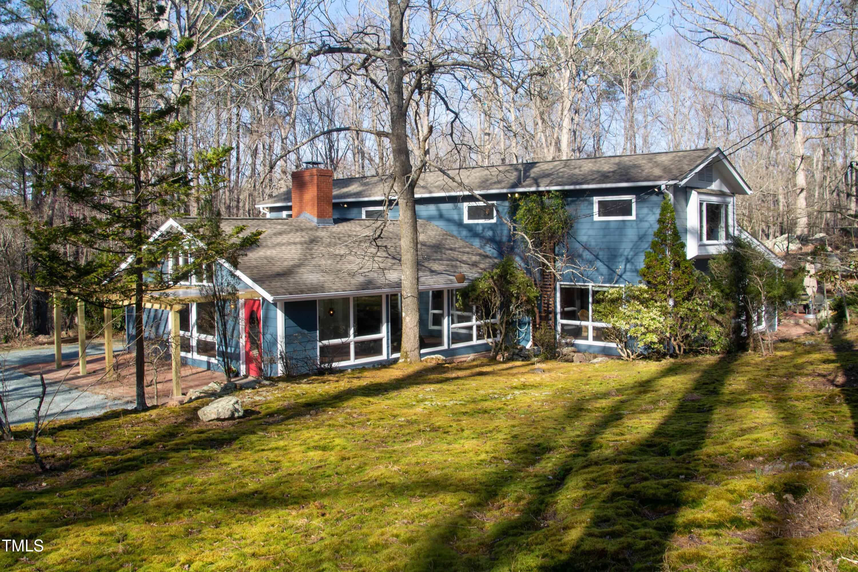 2819 Meacham Road Property Photo