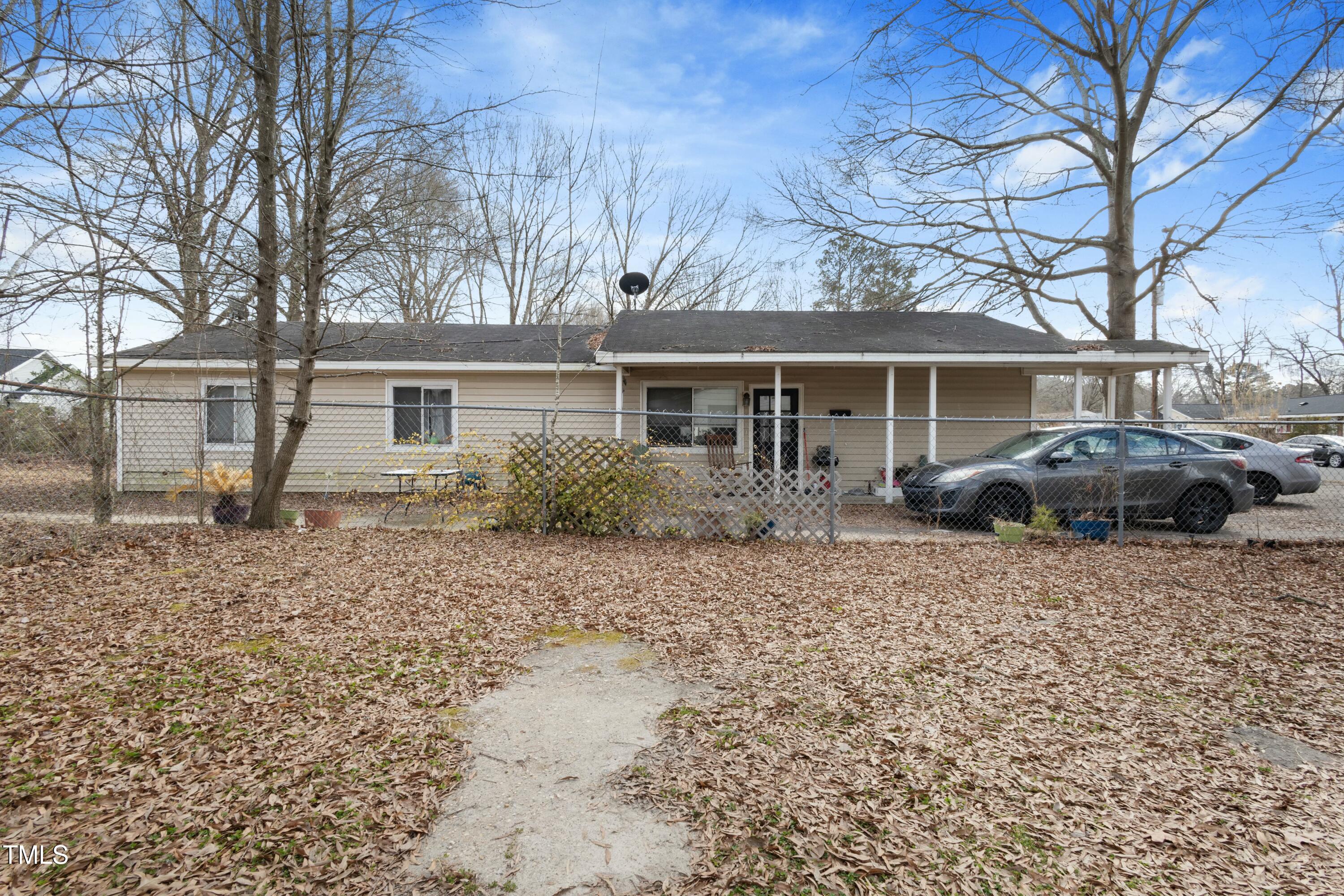 618 White Street Property Photo