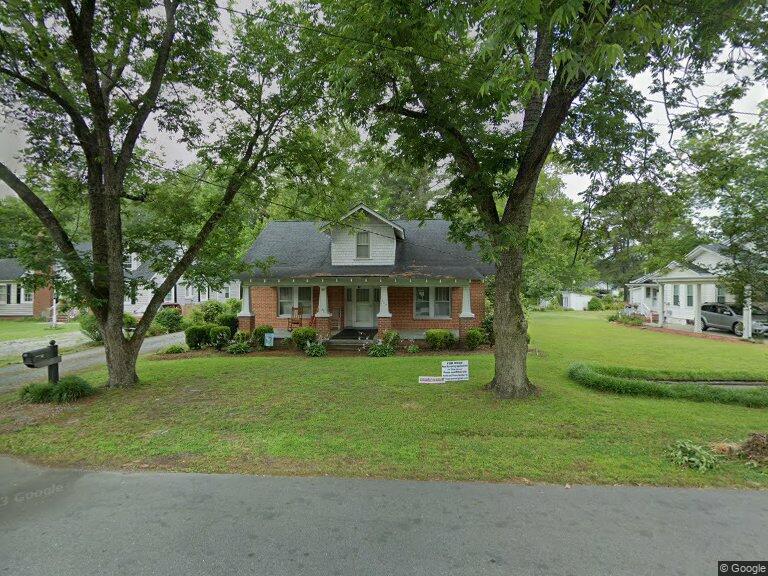 407 E 2nd Street Property Photo
