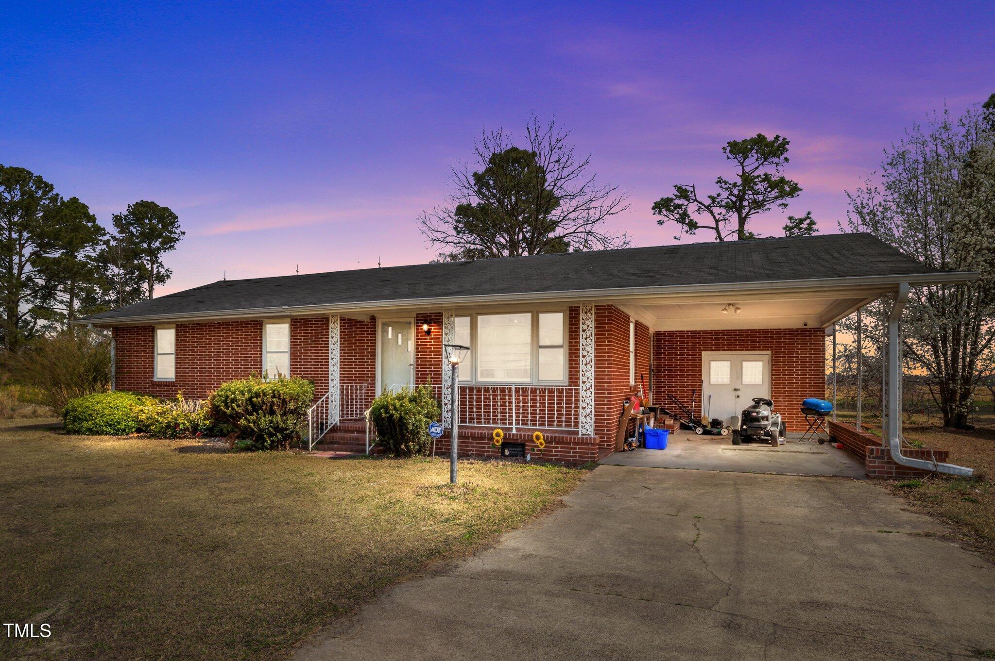107 Moyton Avenue Property Photo