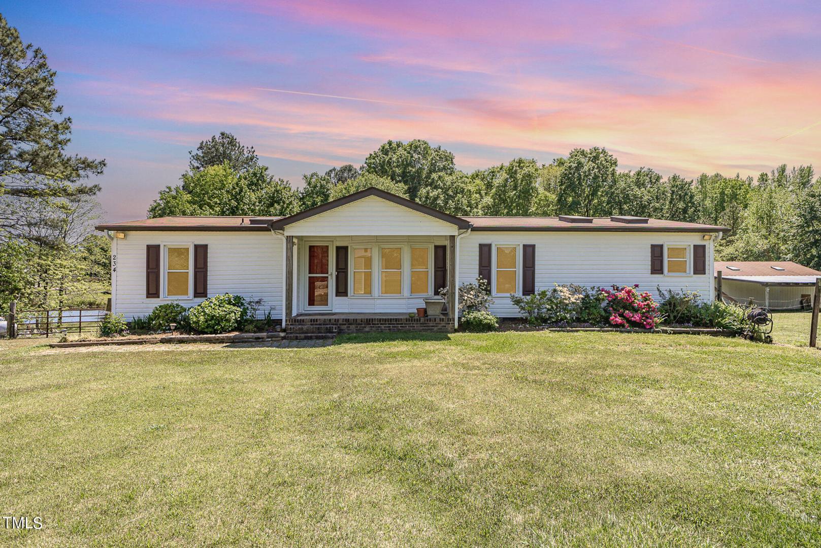 234 Robbins Road Property Photo