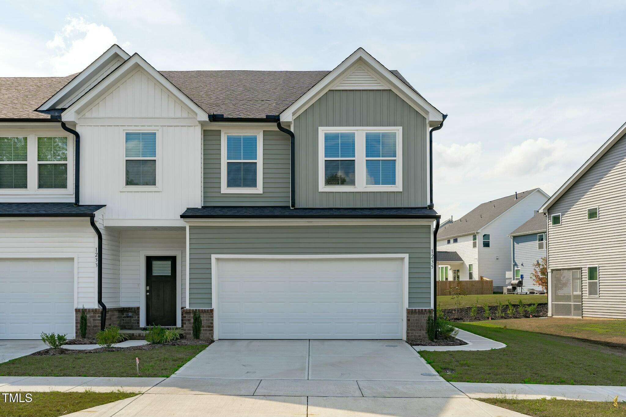 1235 Bessie Court Property Photo