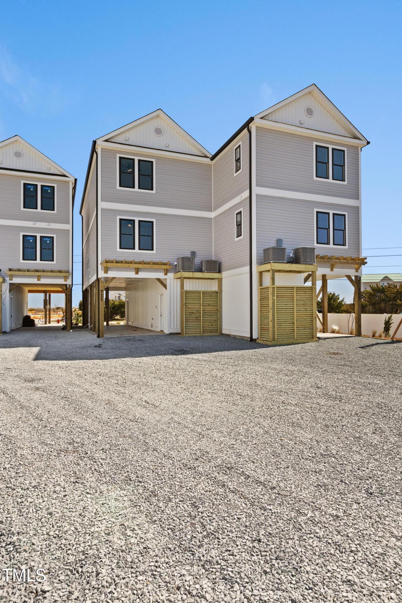 711 N Topsail Drive Property Photo