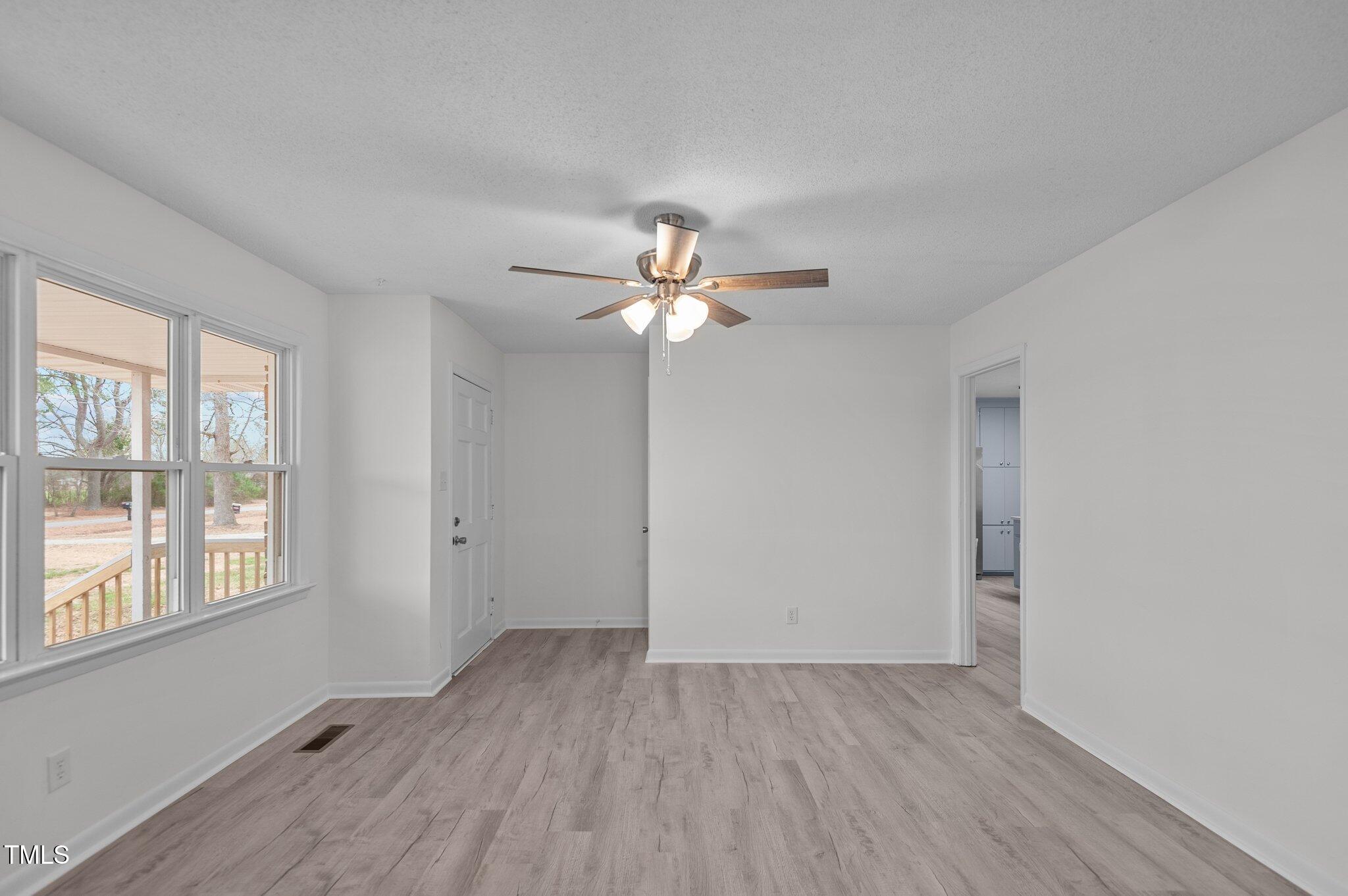 205 Woodside Drive Property Photo 12