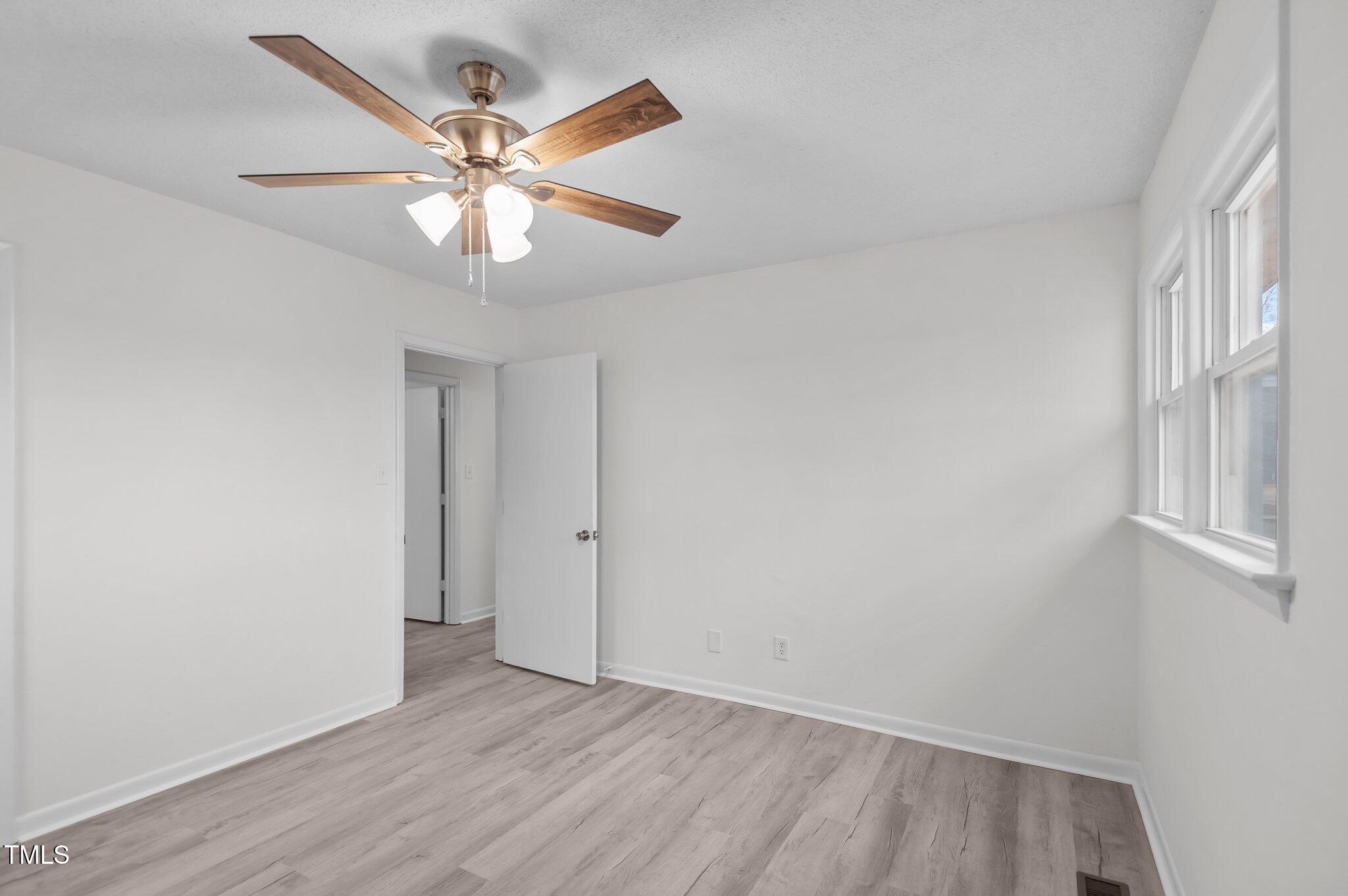 205 Woodside Drive Property Photo 32