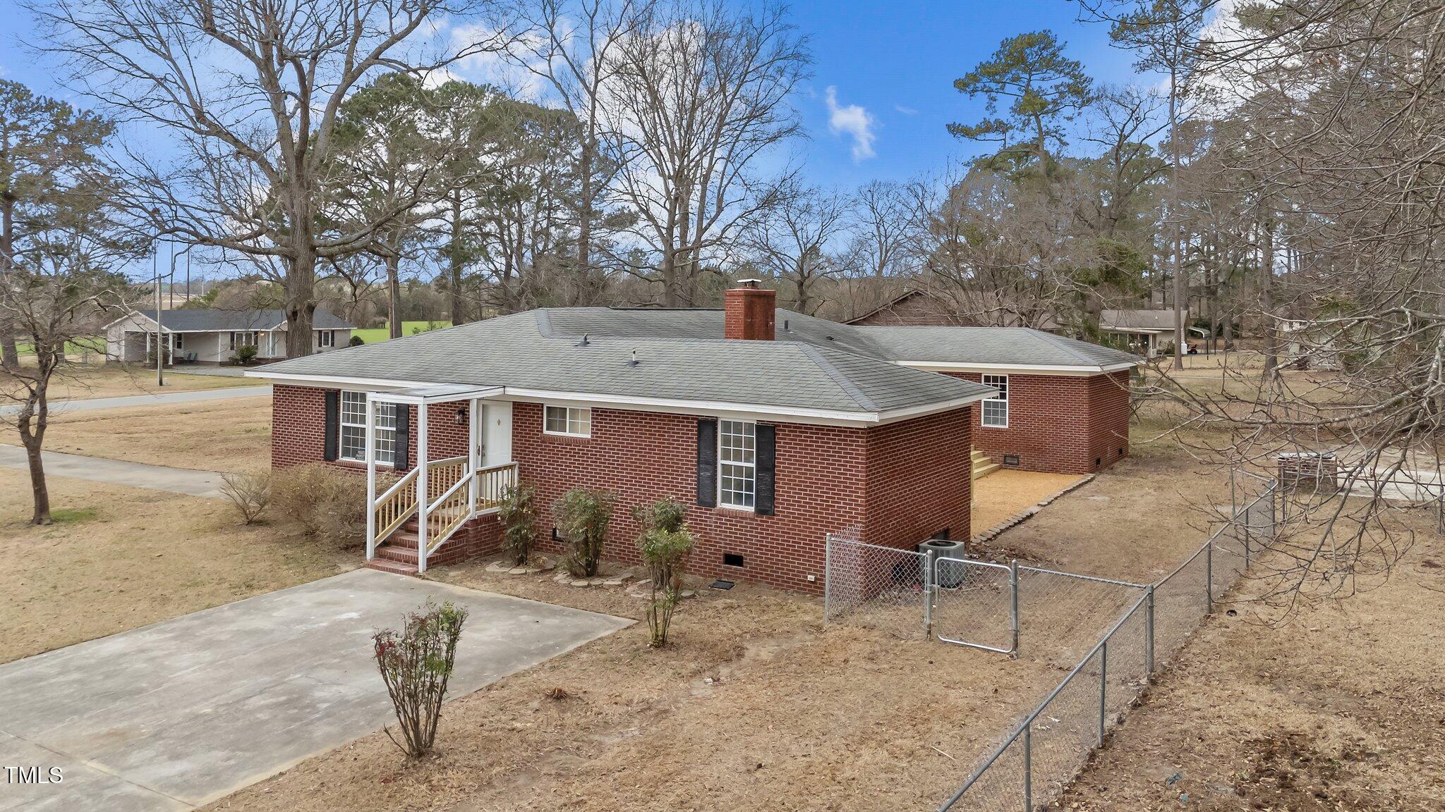 205 Woodside Drive Property Photo 46
