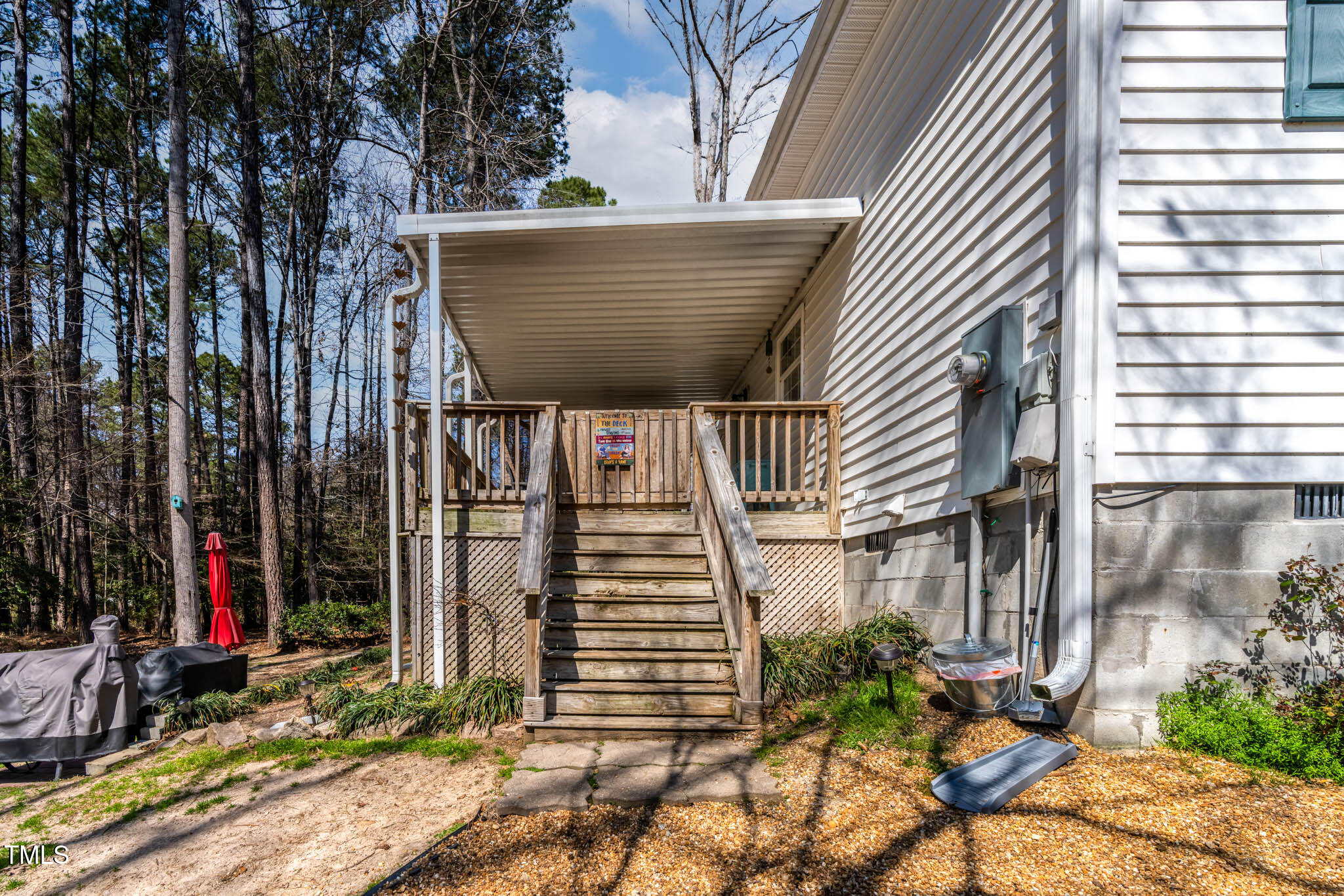 166 Creek Drive Property Photo 12