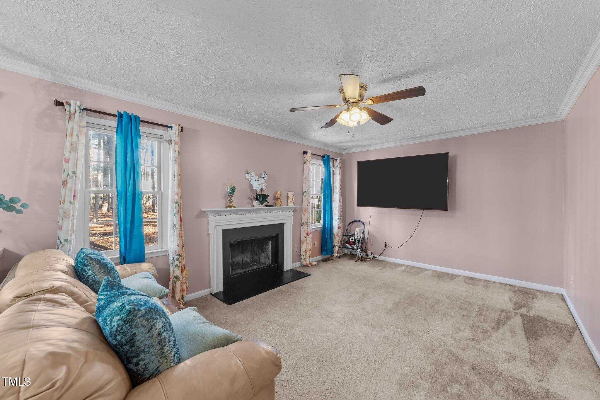 300 Pate Street Property Photo 8