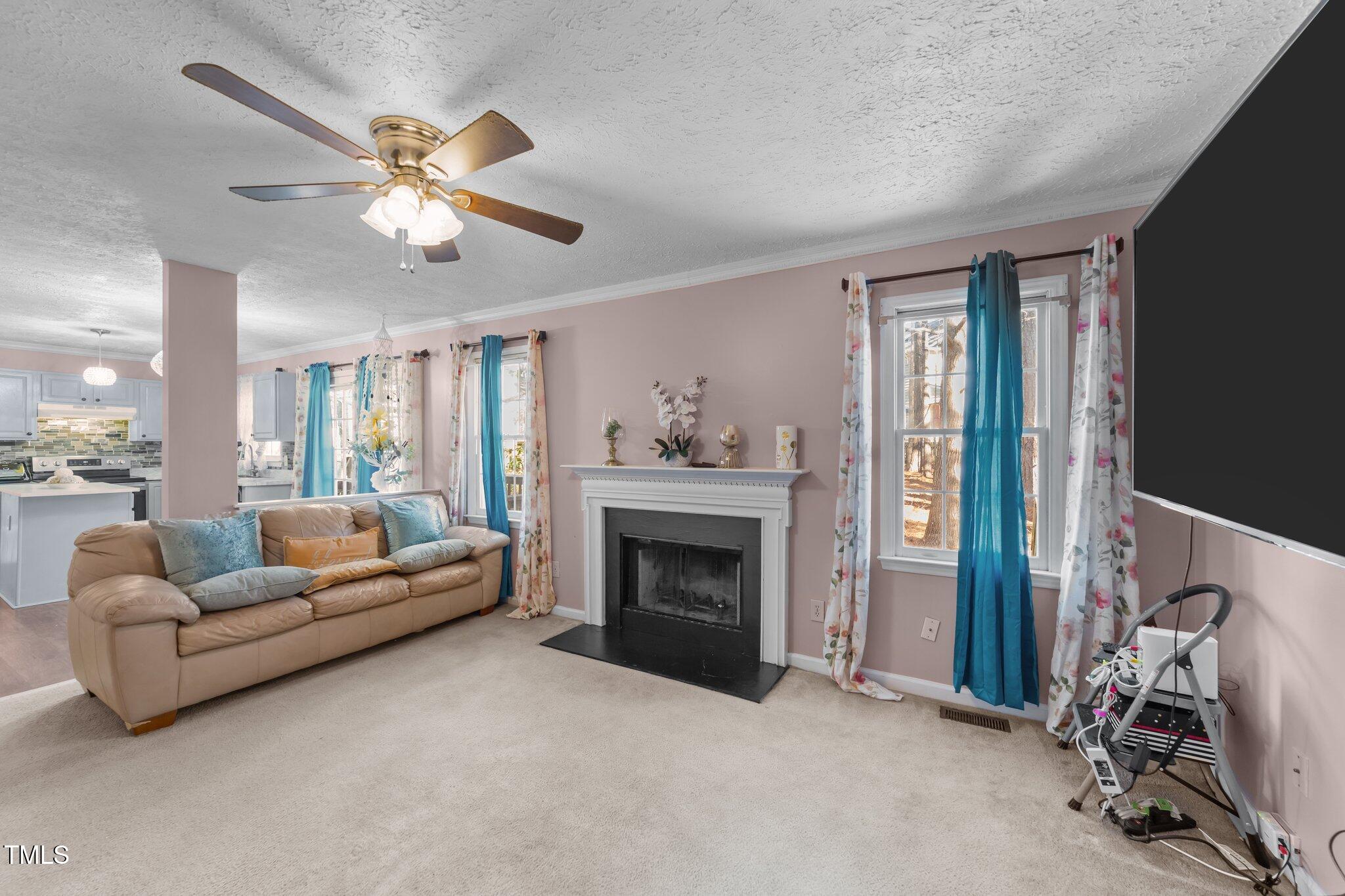 300 Pate Street Property Photo 9