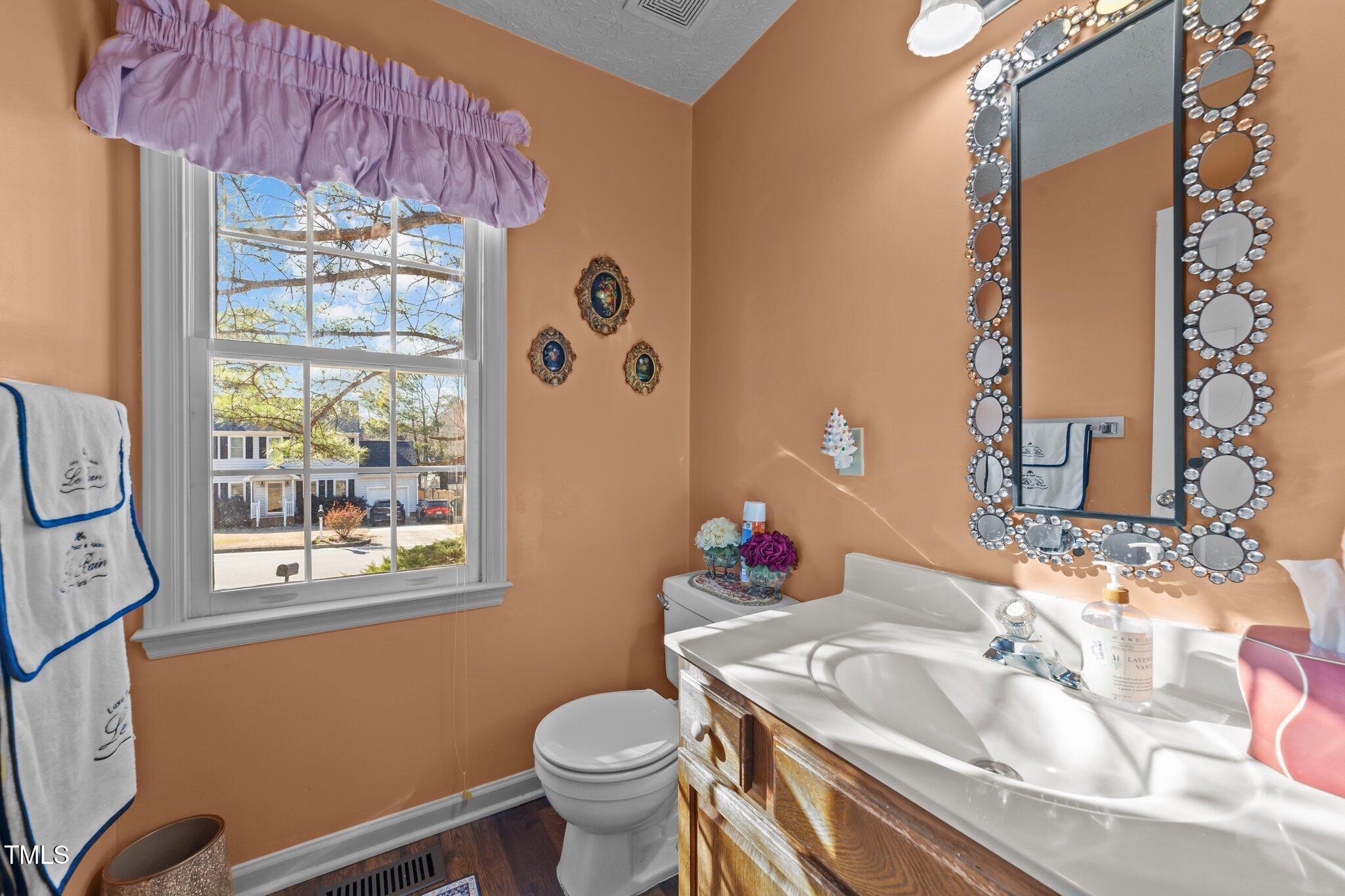 300 Pate Street Property Photo 27