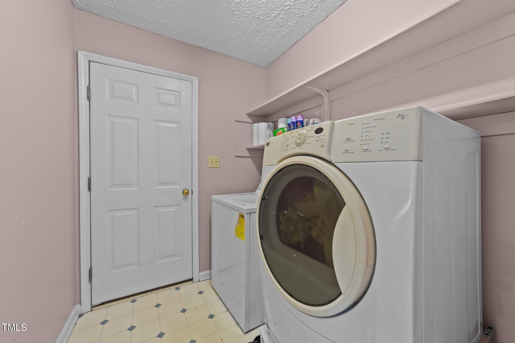 300 Pate Street Property Photo 28