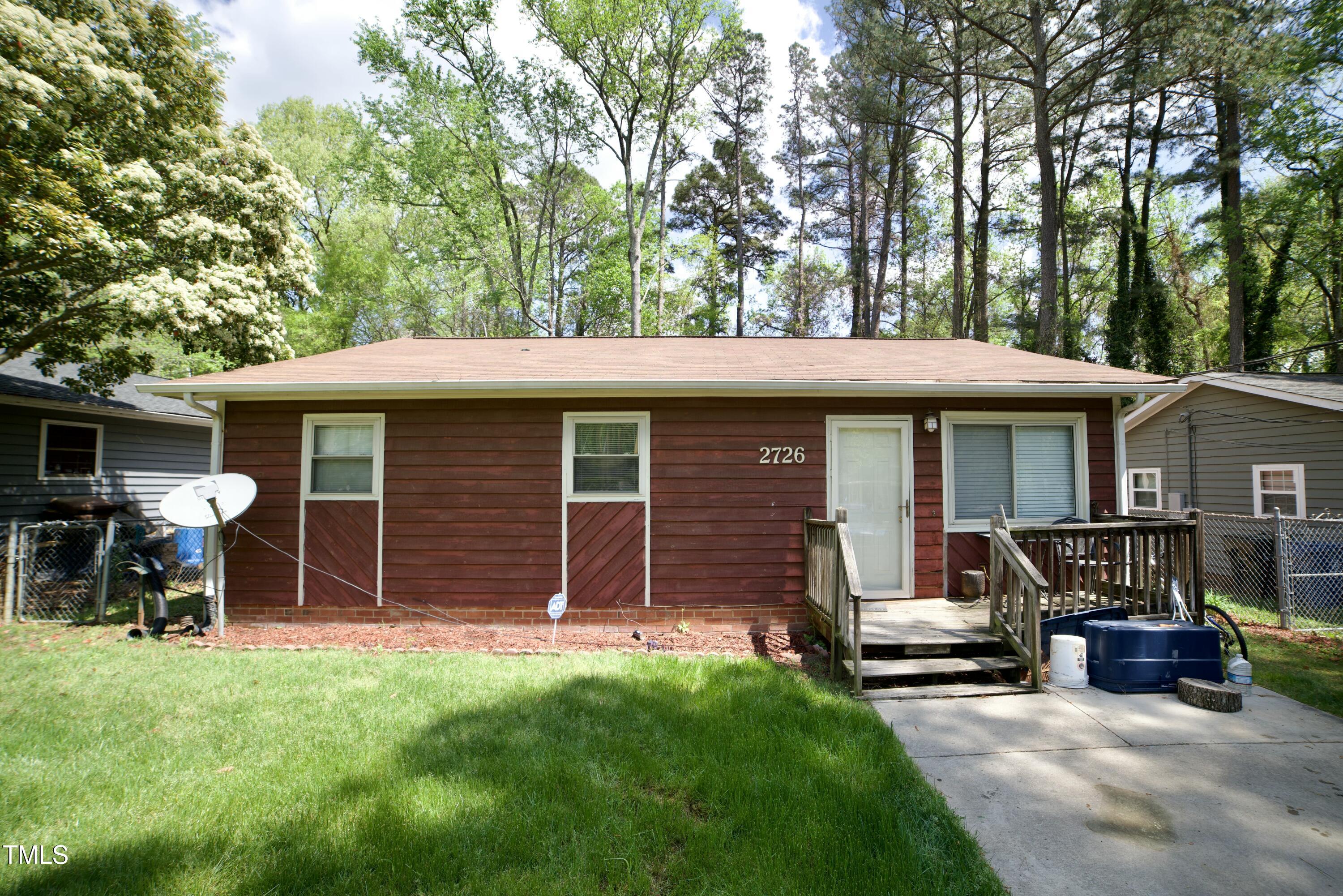 2726 Thelma Street Property Photo