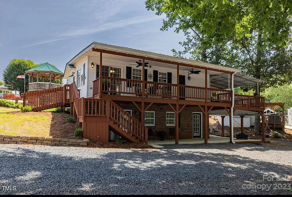 129 Grand View Drive Property Photo