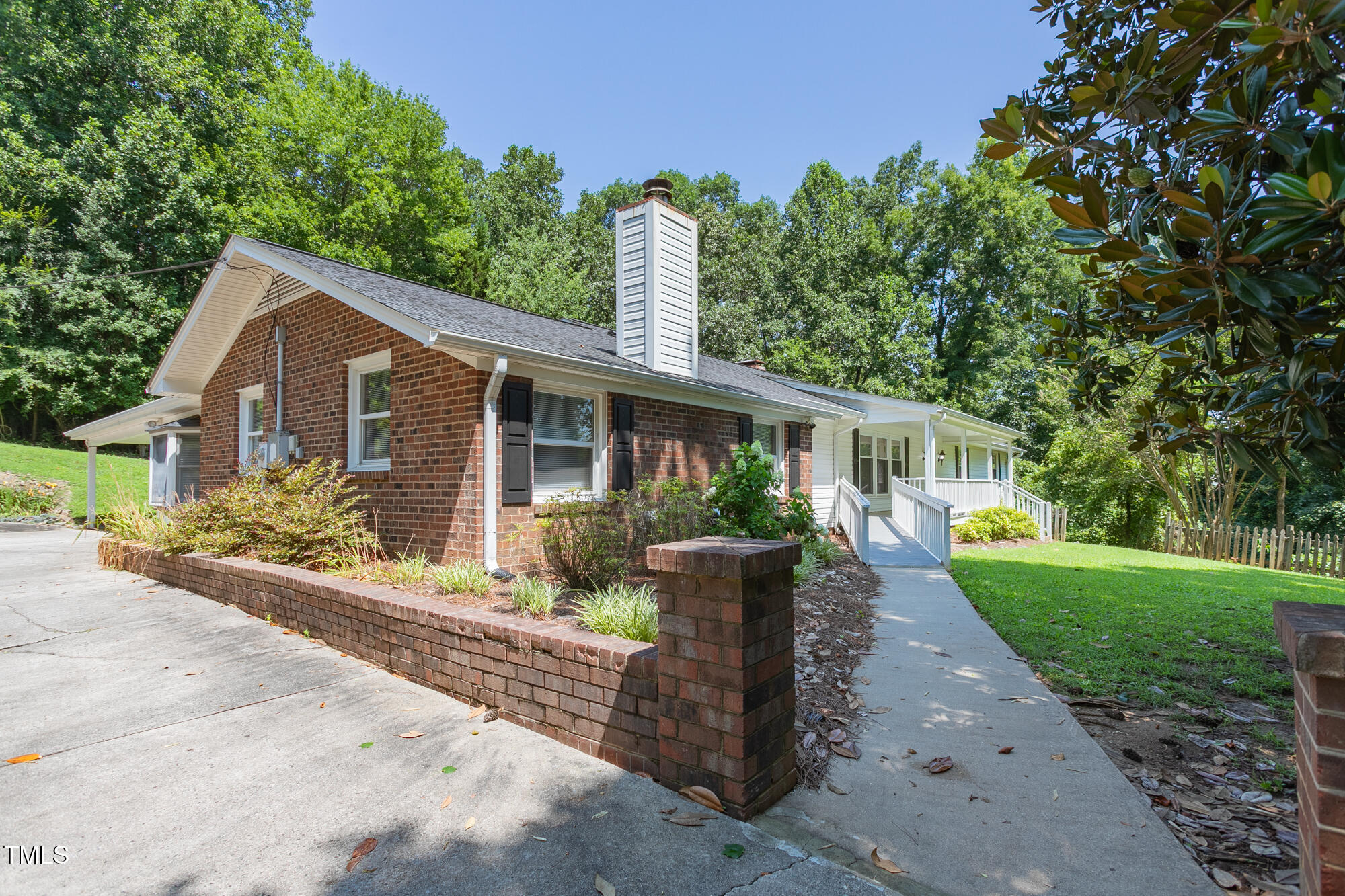 1405 N Sellars Mill Road Property Photo 4