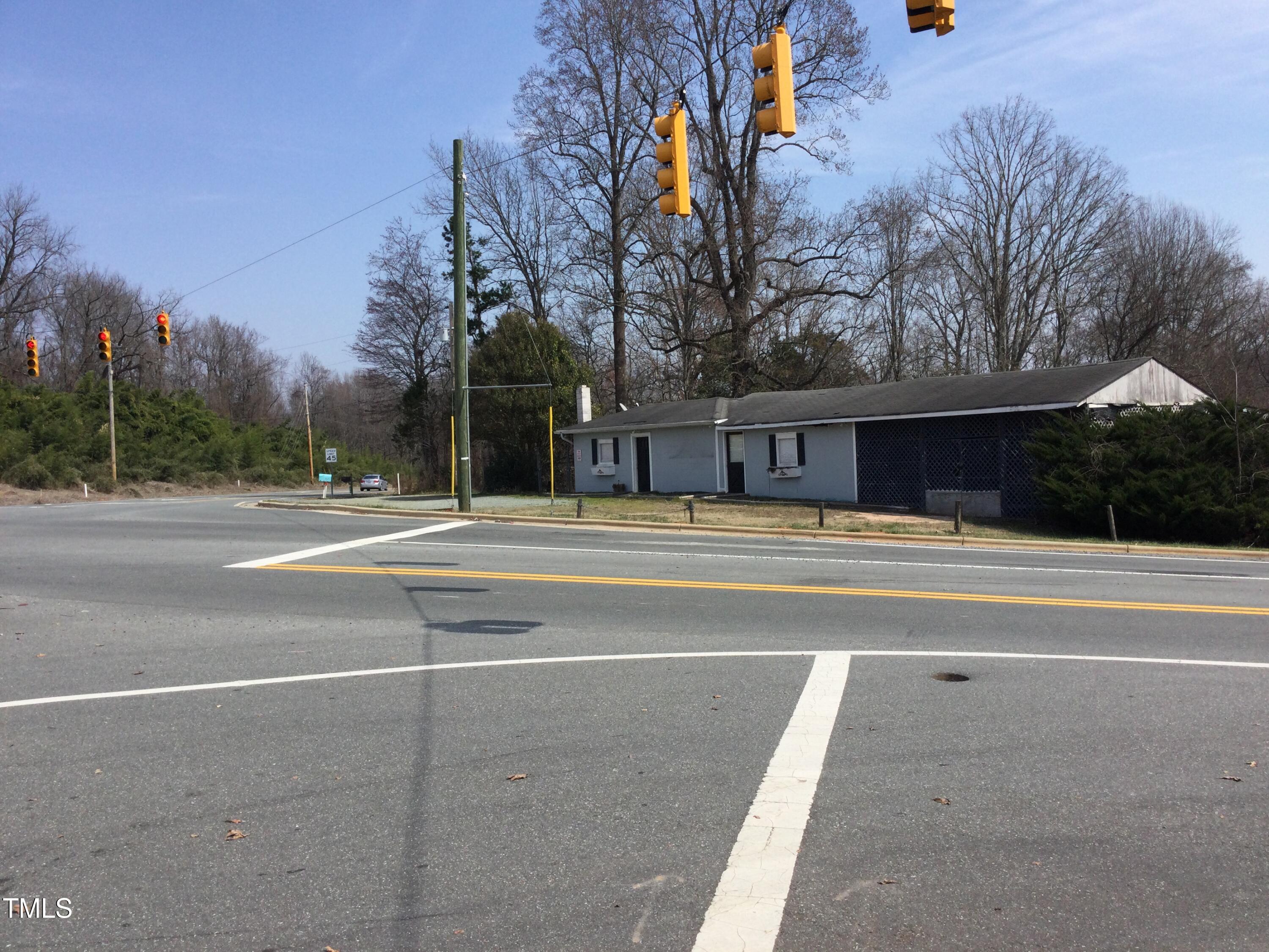 4105 Old Hillsborough Road Property Photo