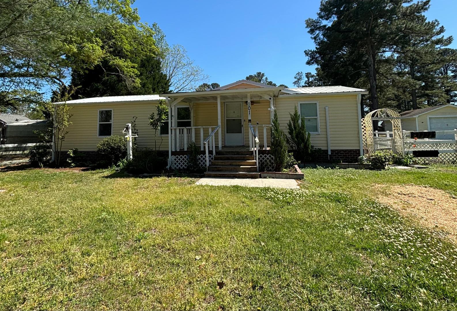 101 2nd Street Property Photo