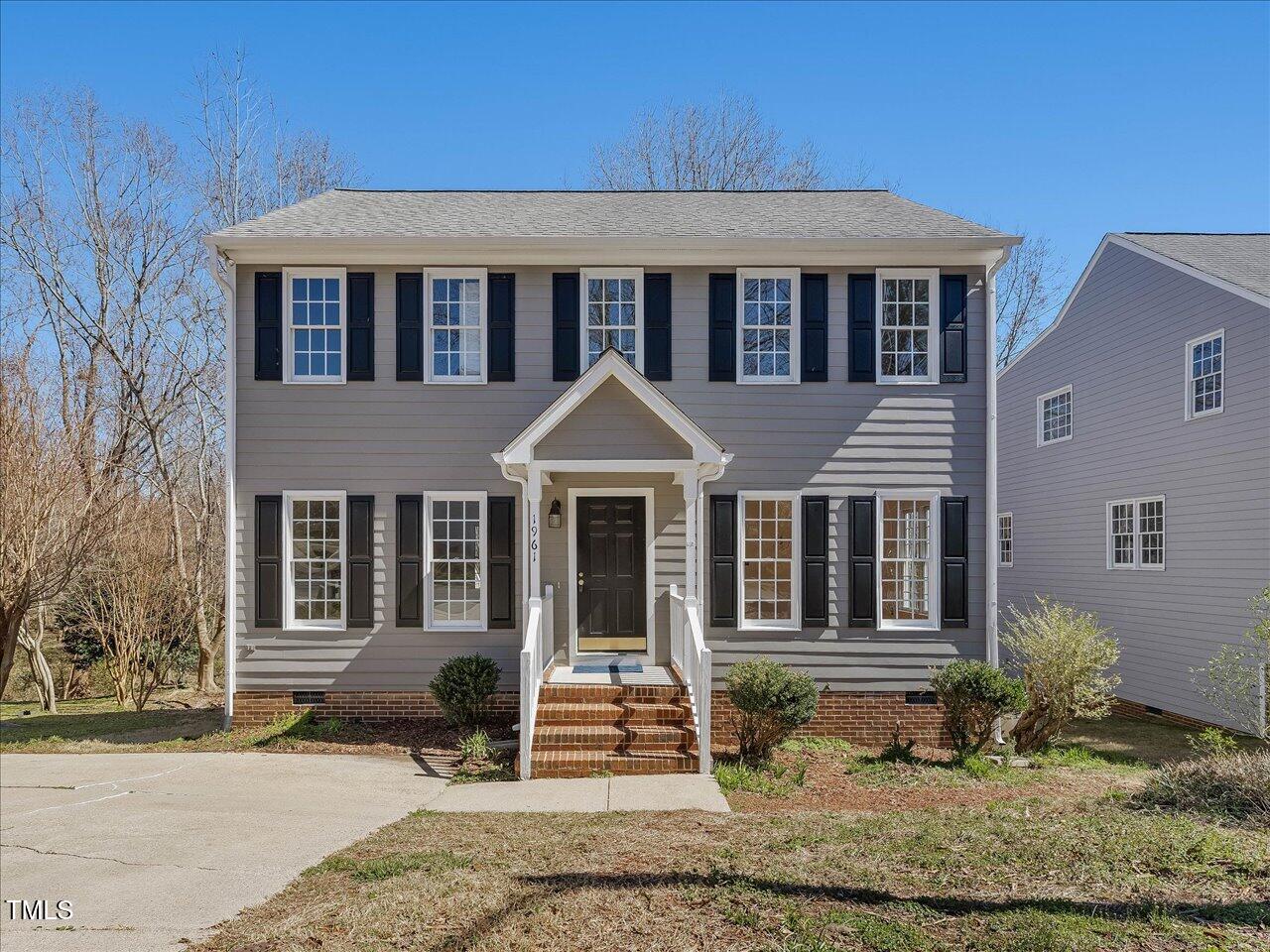 1961 Indianwood Court Property Photo 2