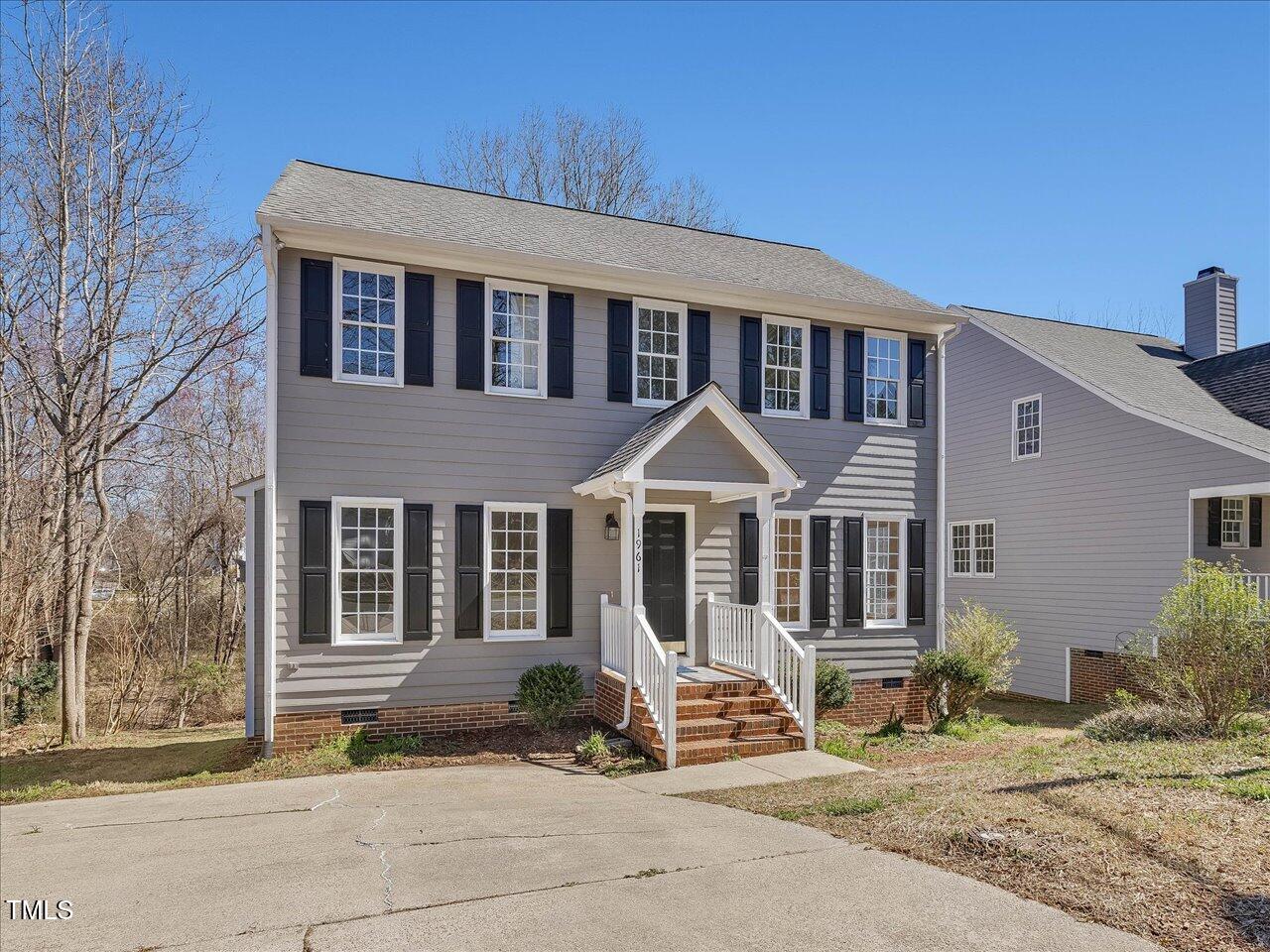 1961 Indianwood Court Property Photo 3