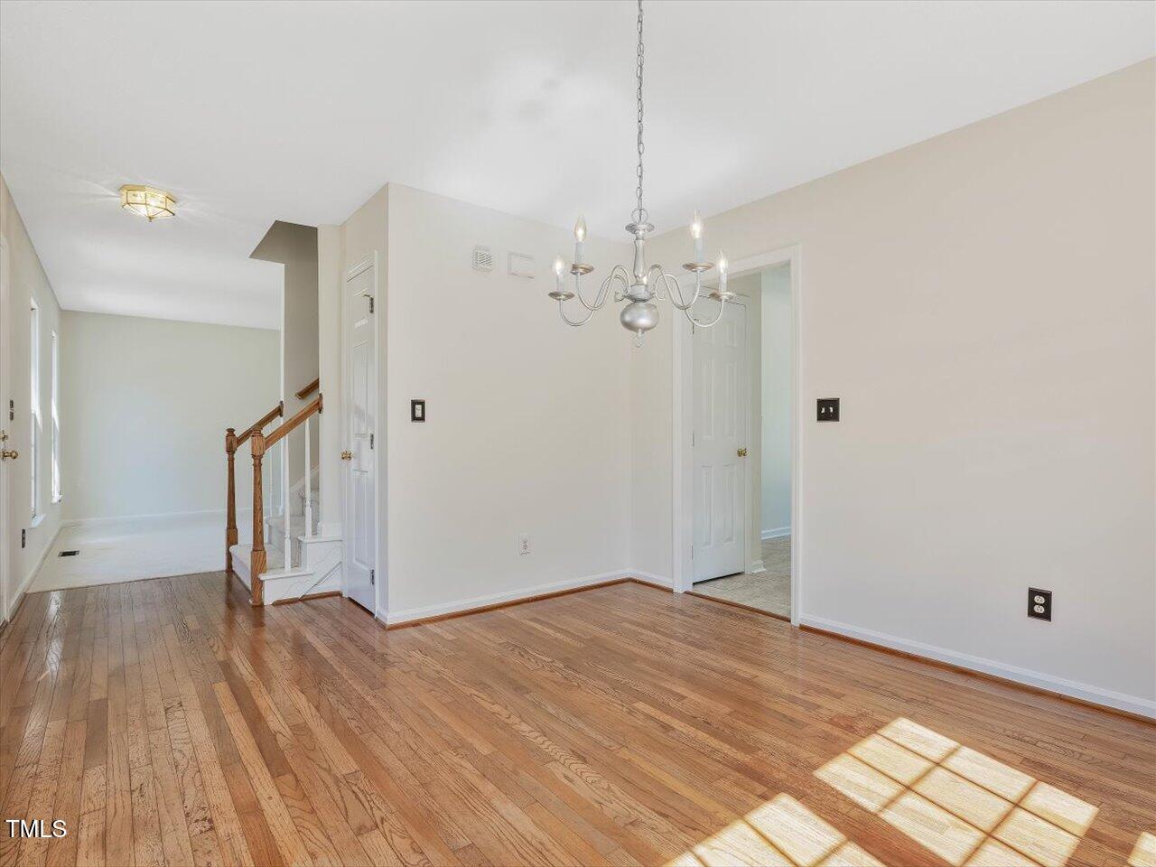 1961 Indianwood Court Property Photo 9