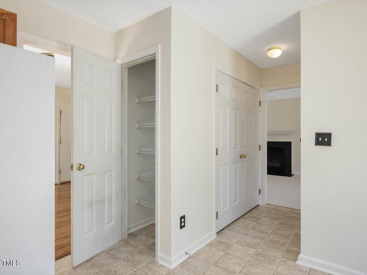 1961 Indianwood Court Property Photo 20