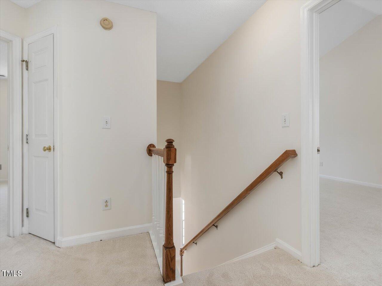 1961 Indianwood Court Property Photo 32