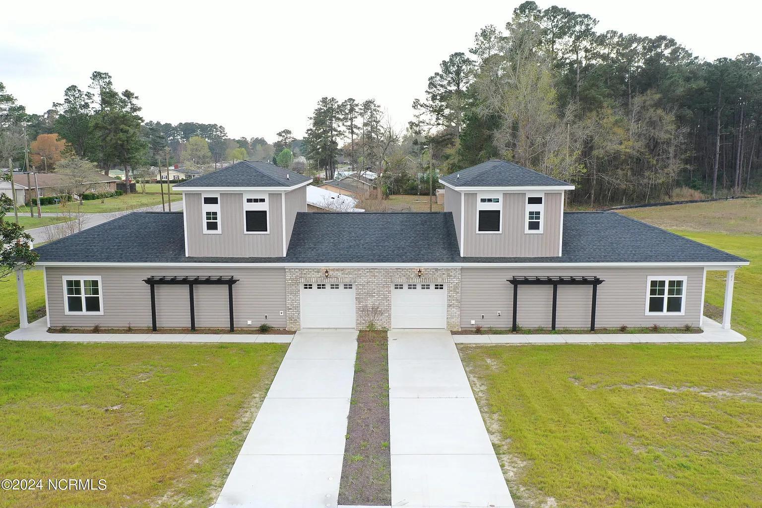 22 Crew Court Property Photo