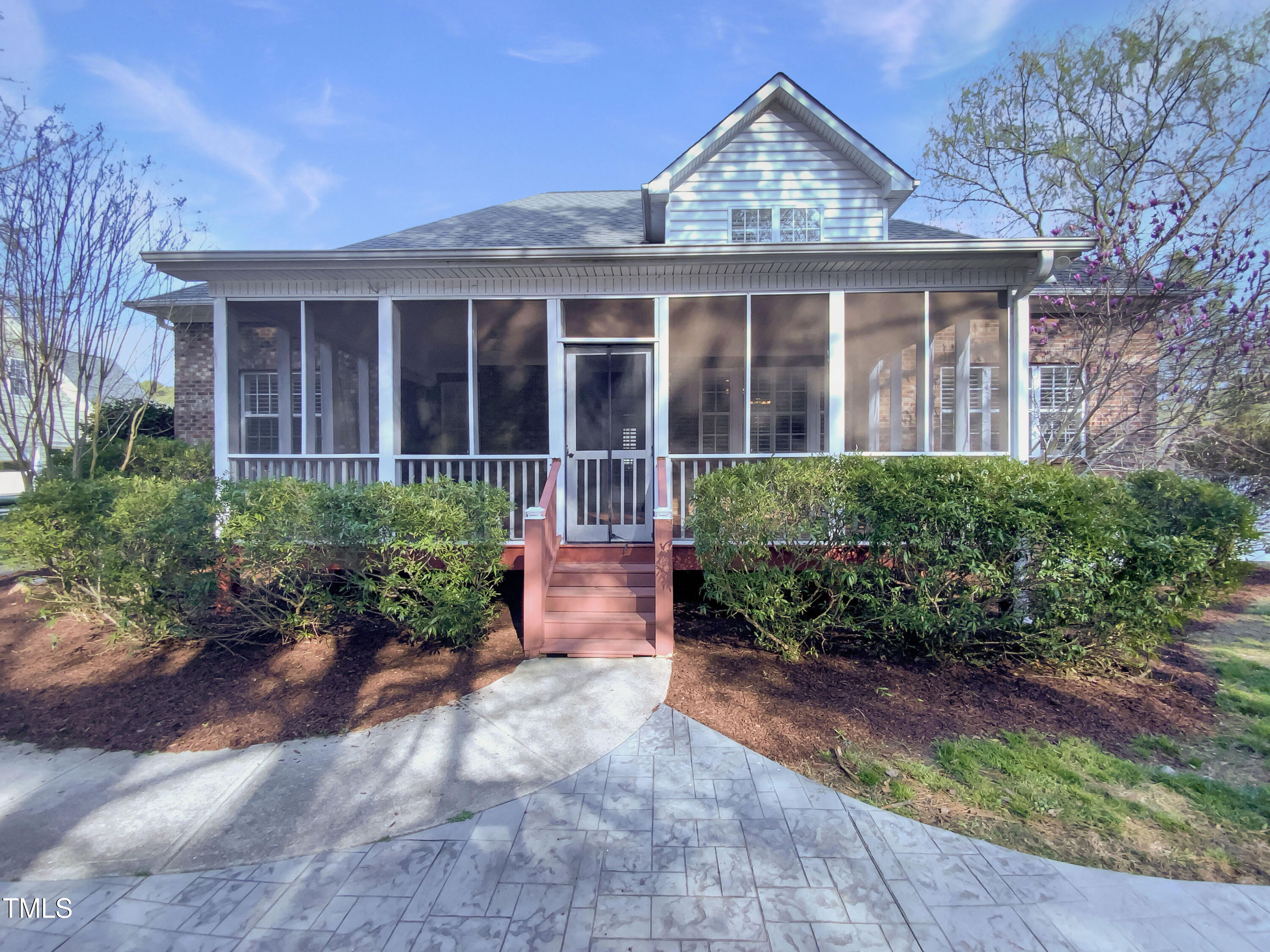 138 Parkdale Lane Property Photo 8