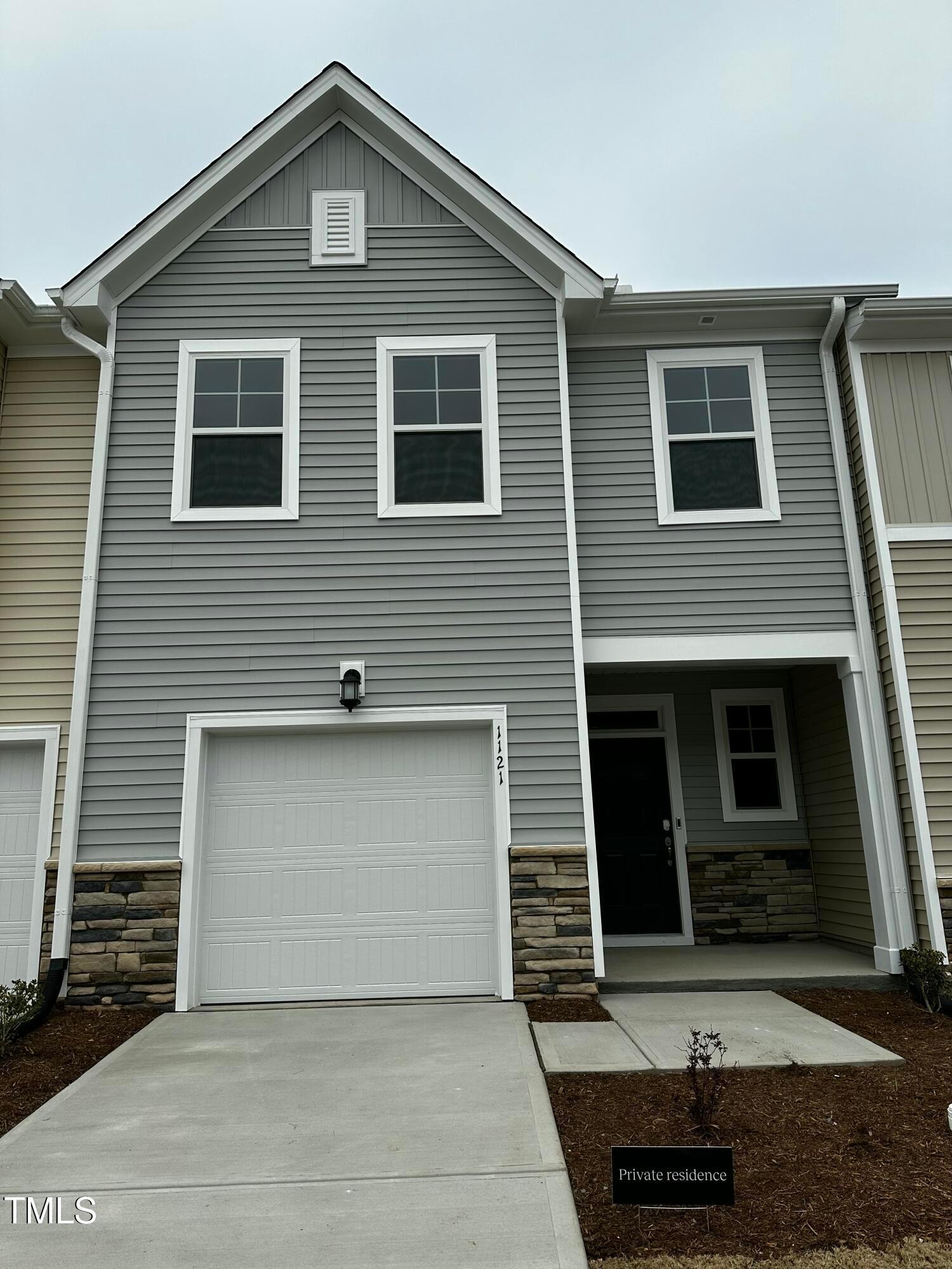 1121 Aberleigh Lane Property Photo
