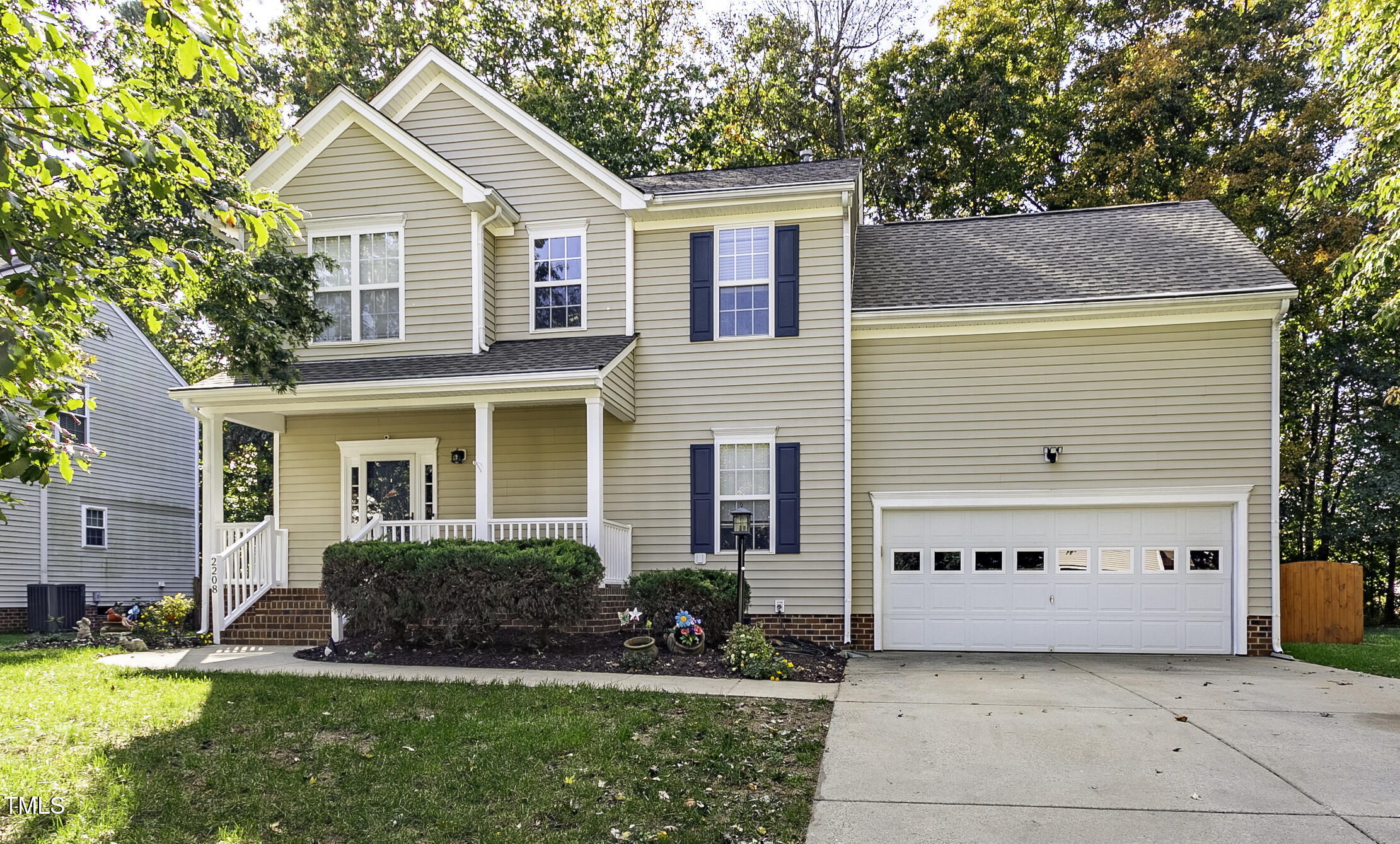 2208 Woodbury Drive Property Photo