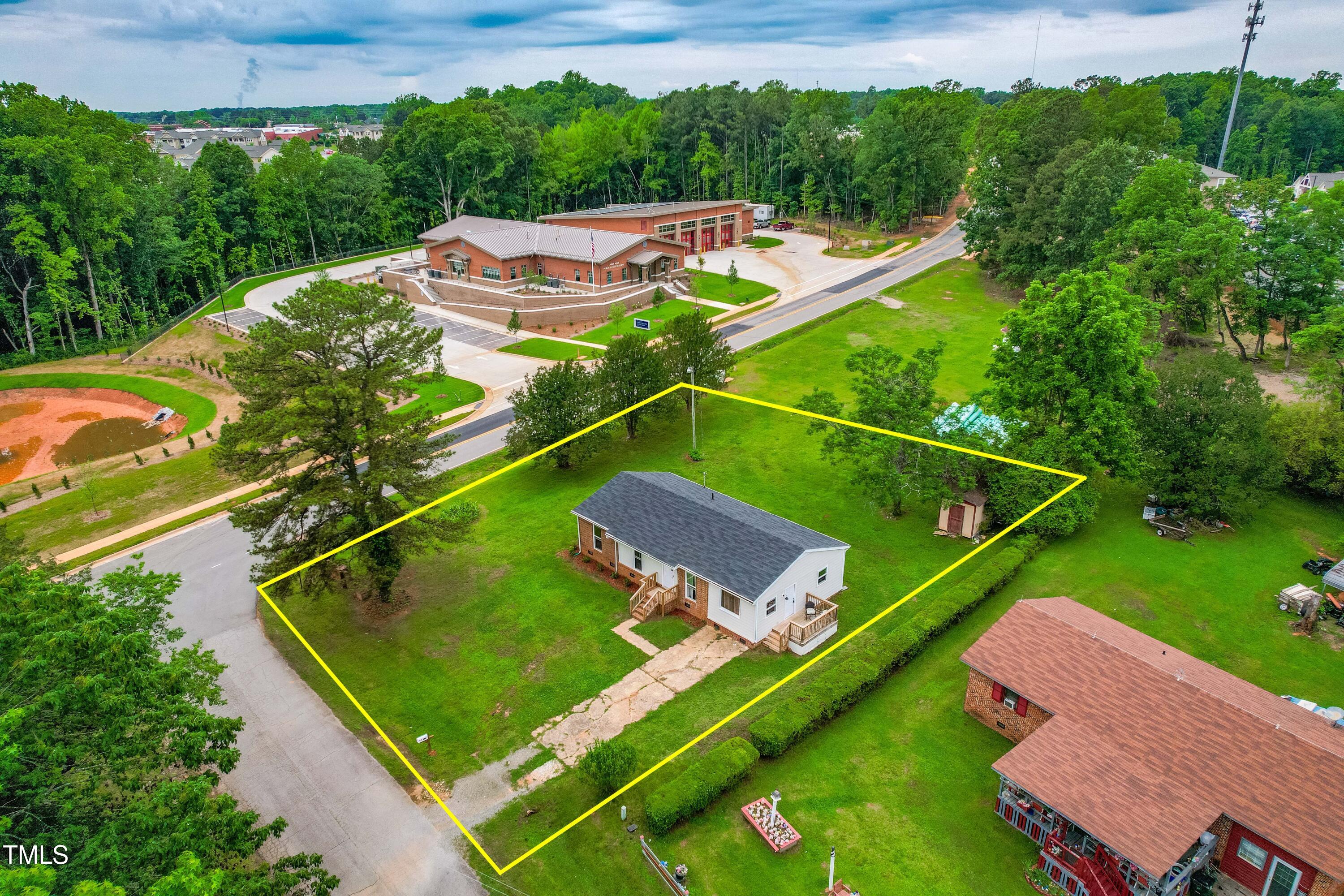 3132 Fields Drive Property Photo