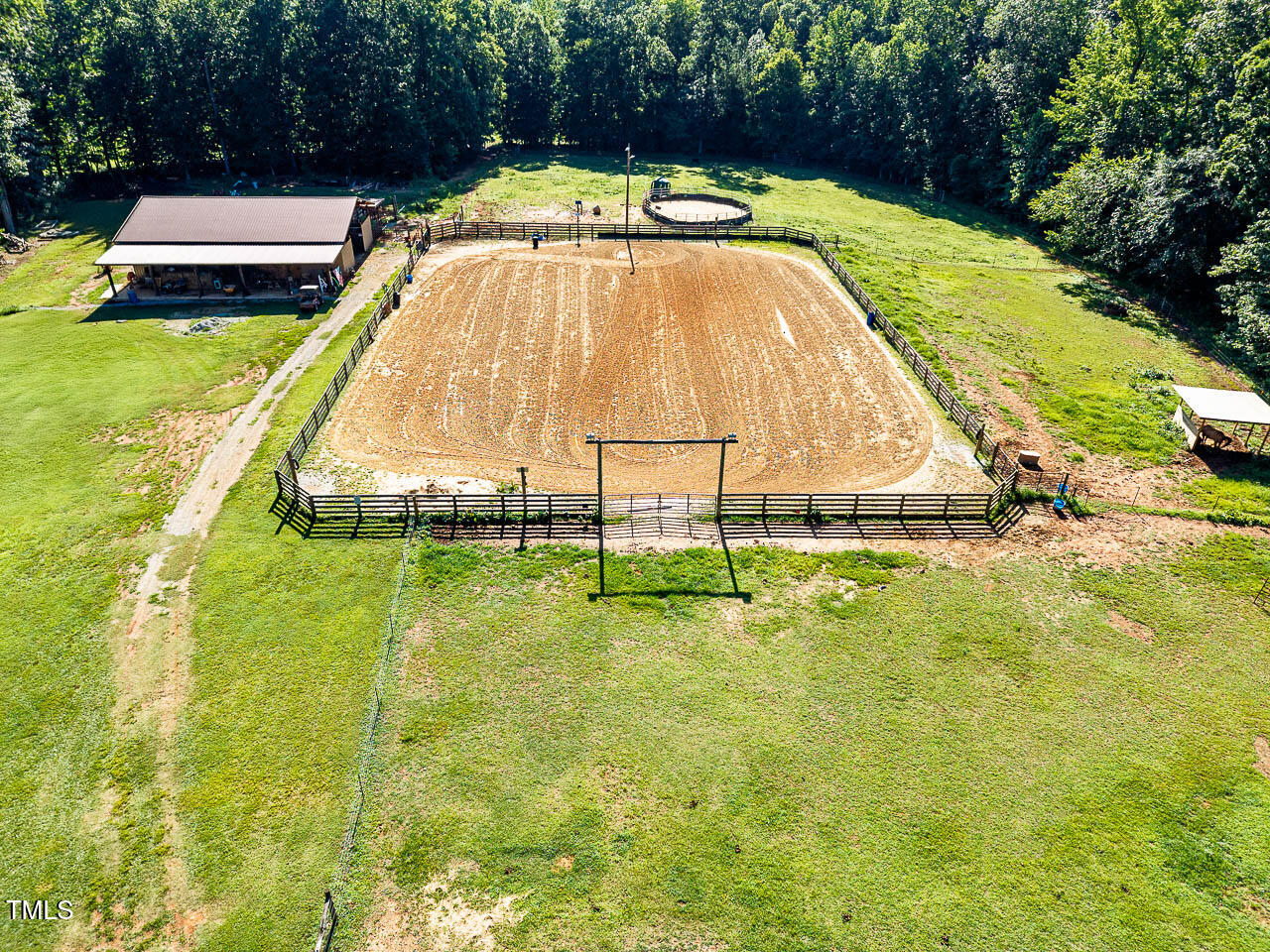 195 Falcon Lane Property Photo 4