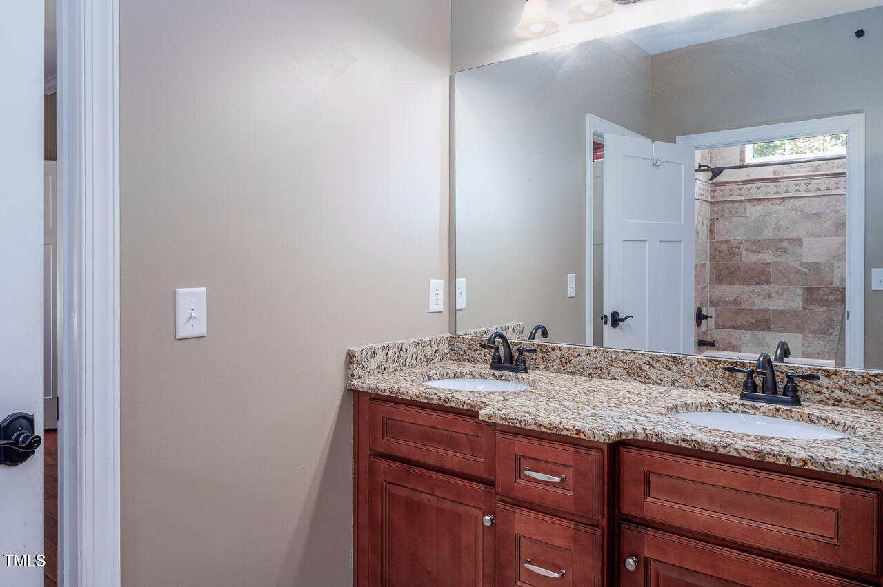 195 Falcon Lane Property Photo 31