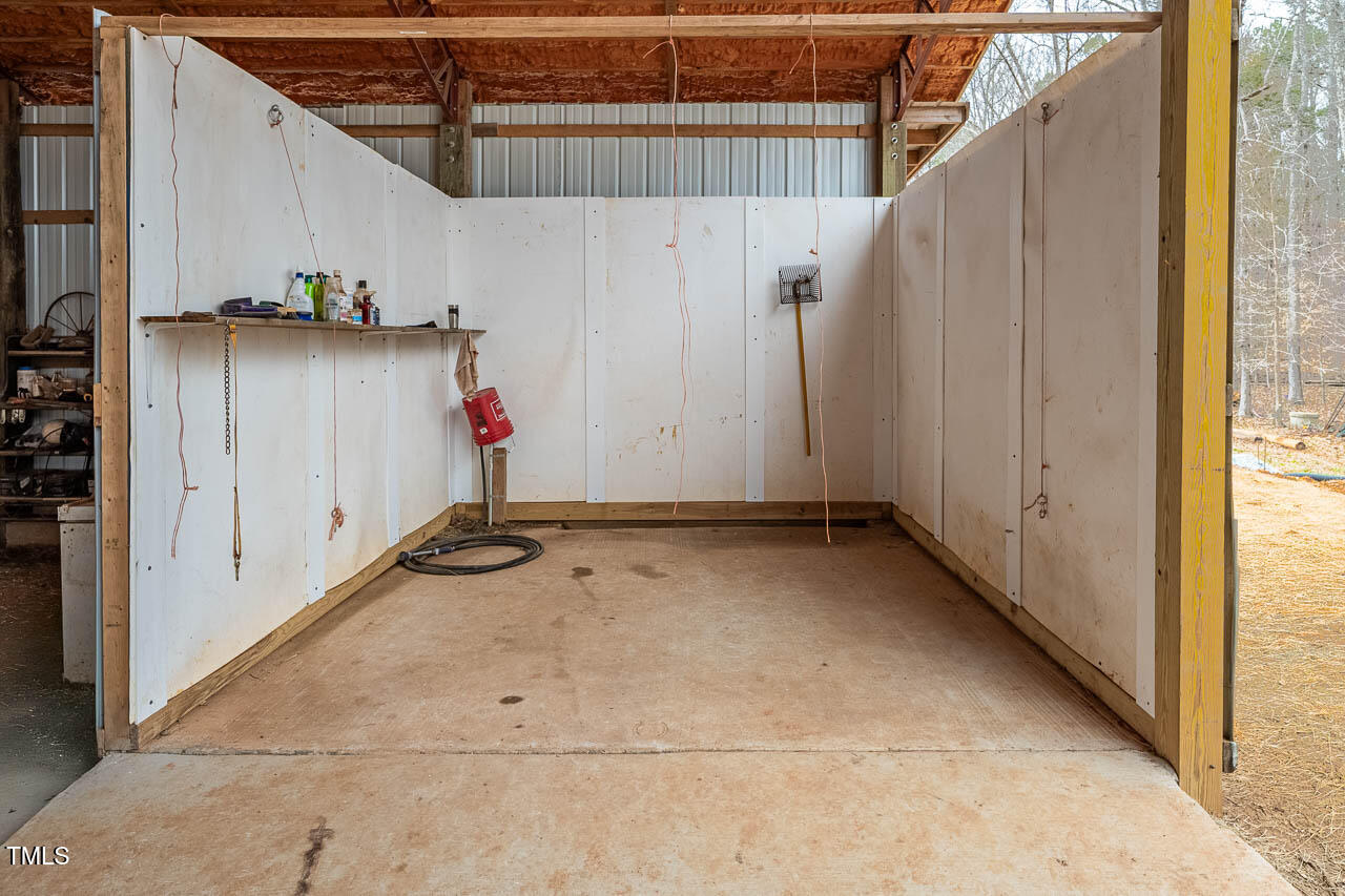 195 Falcon Lane Property Photo 43