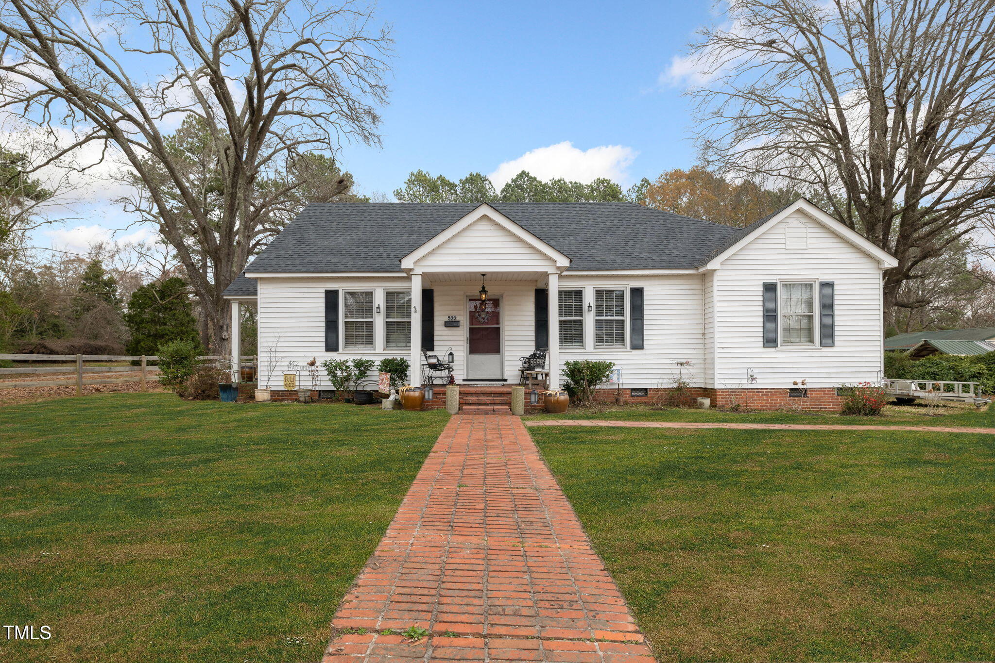 522 Eaton Avenue Property Photo