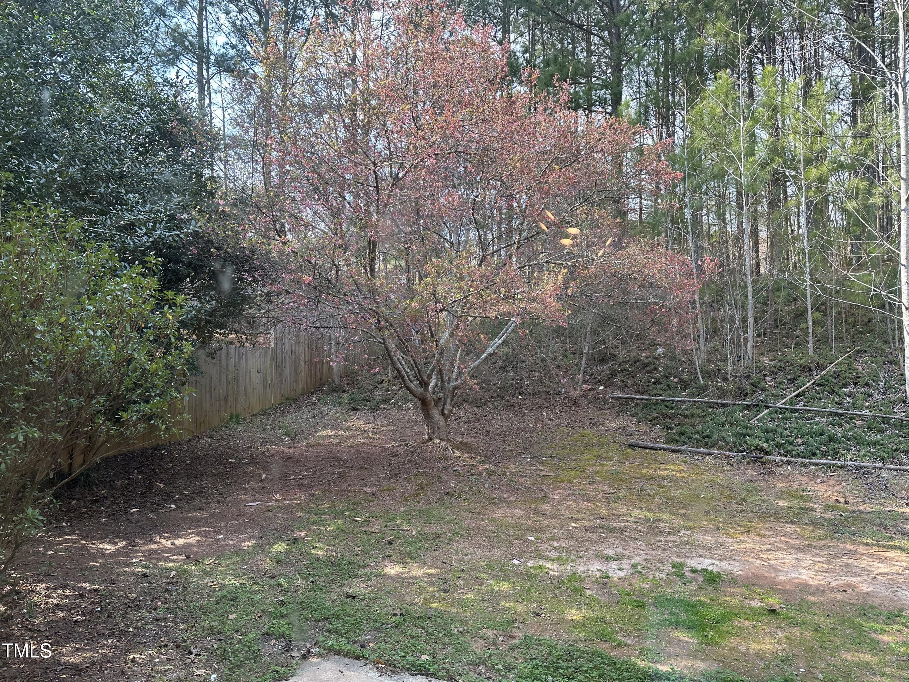 316 Arbor Greene Drive Property Photo 8