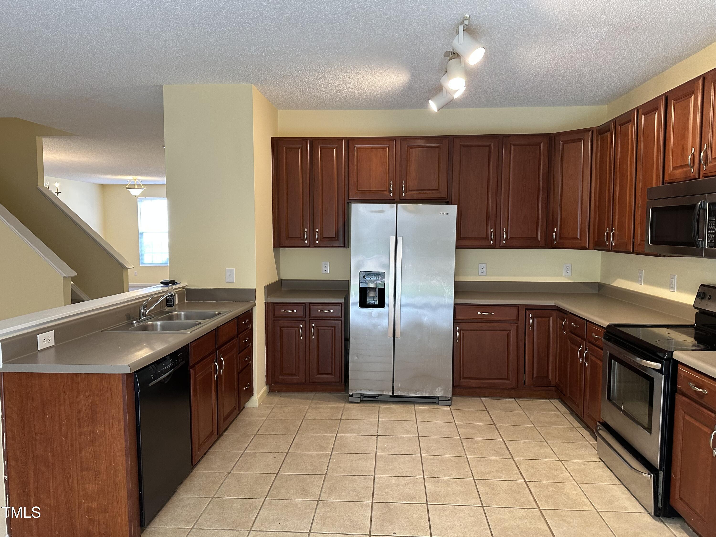 316 Arbor Greene Drive Property Photo 16