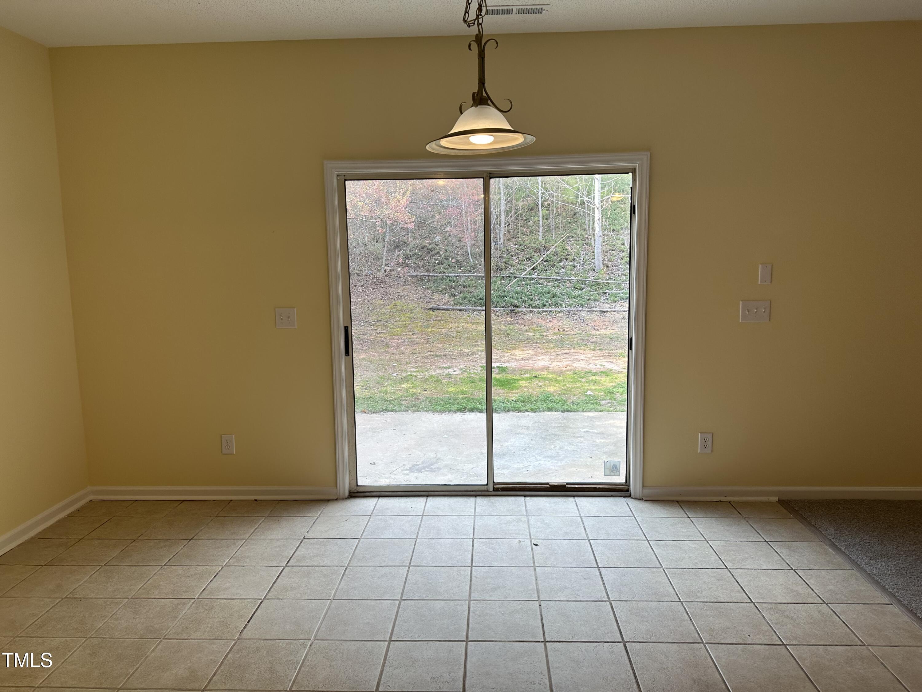 316 Arbor Greene Drive Property Photo 18