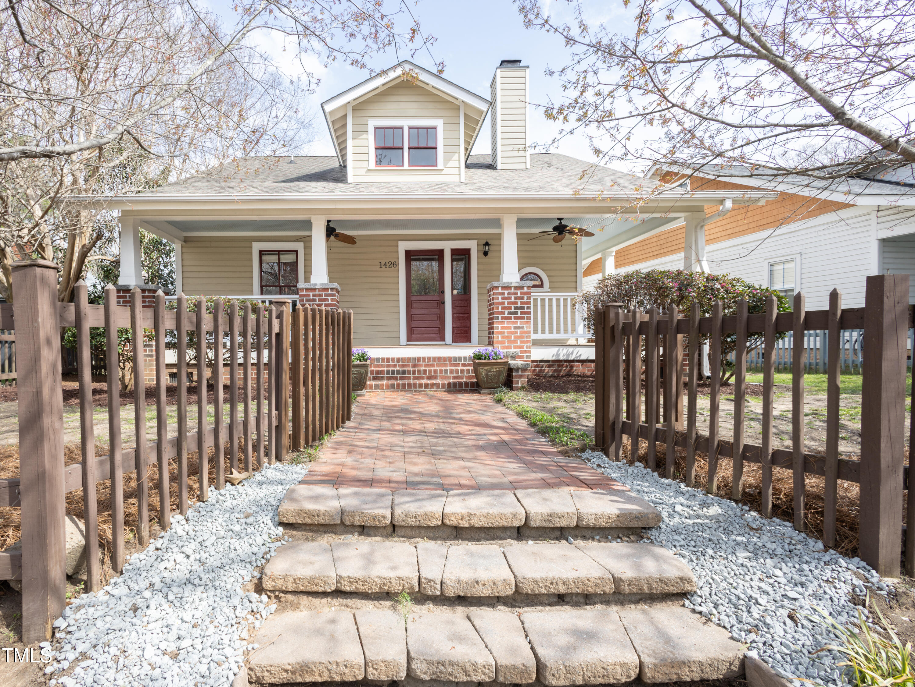 1426 N Roxboro Street Property Photo